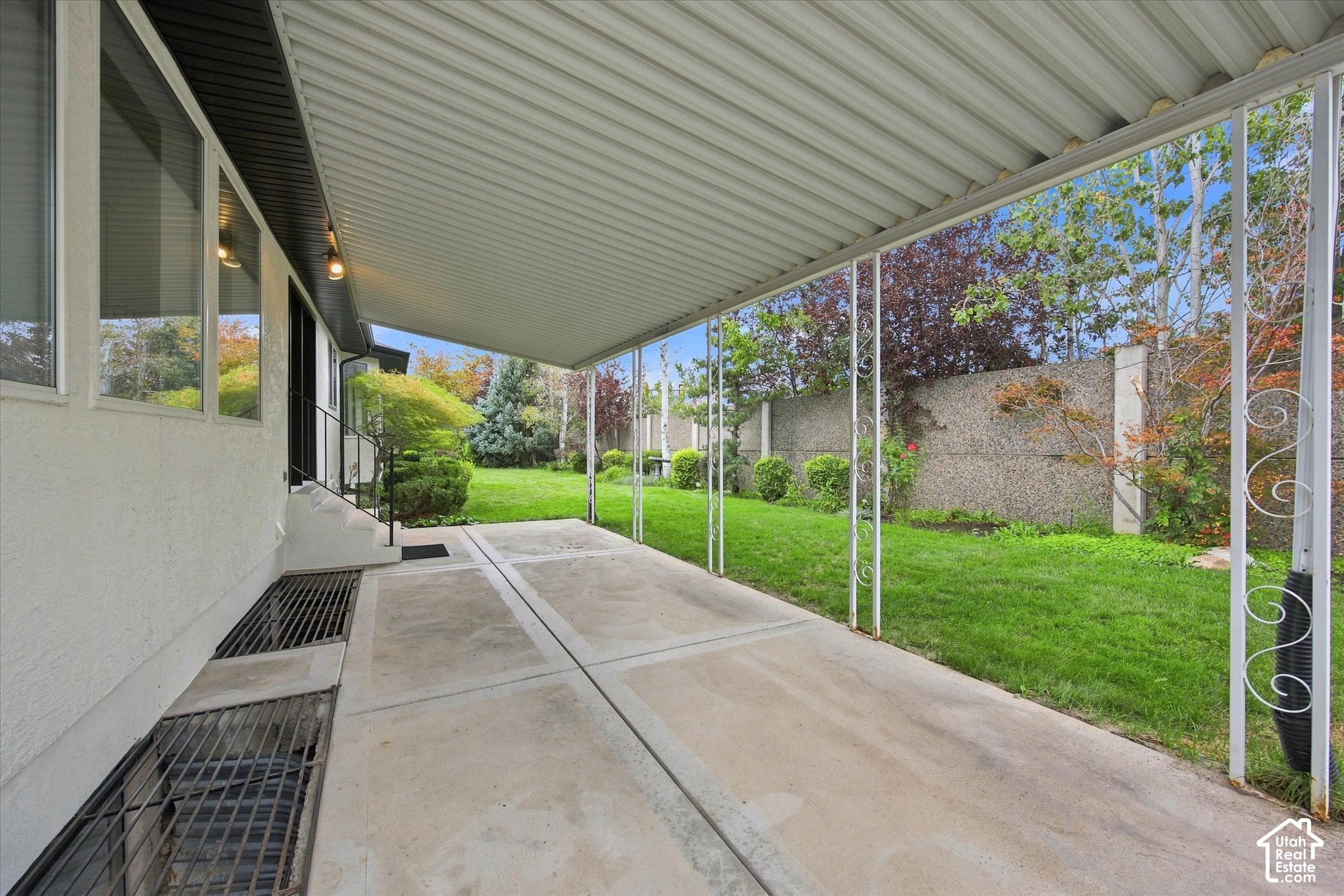 main property photo 38