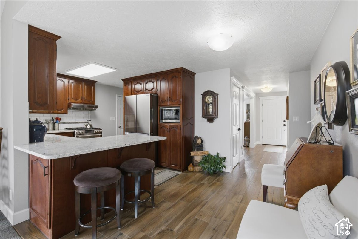 main property photo 13