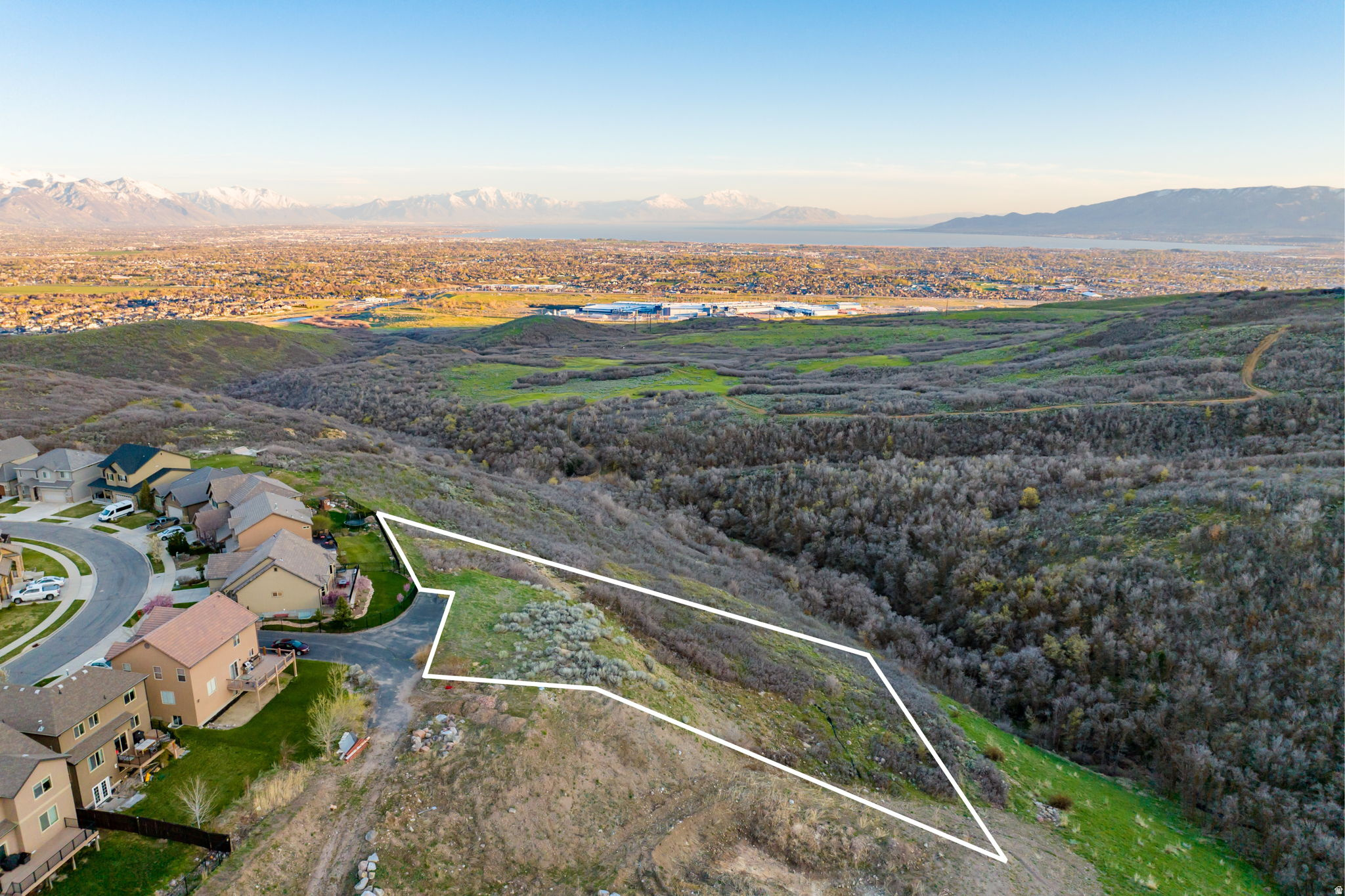 main property photo 11
