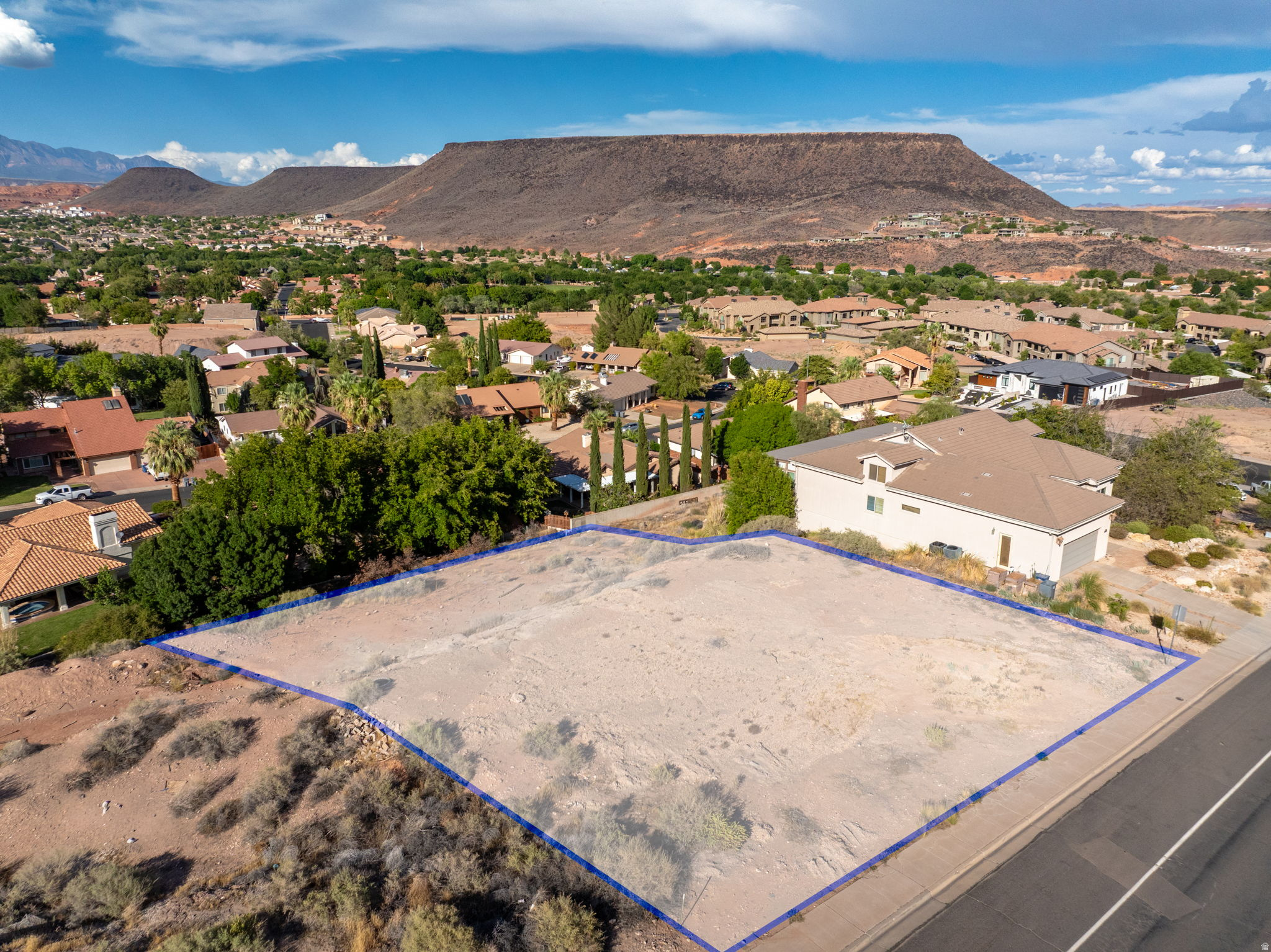 main property photo 6