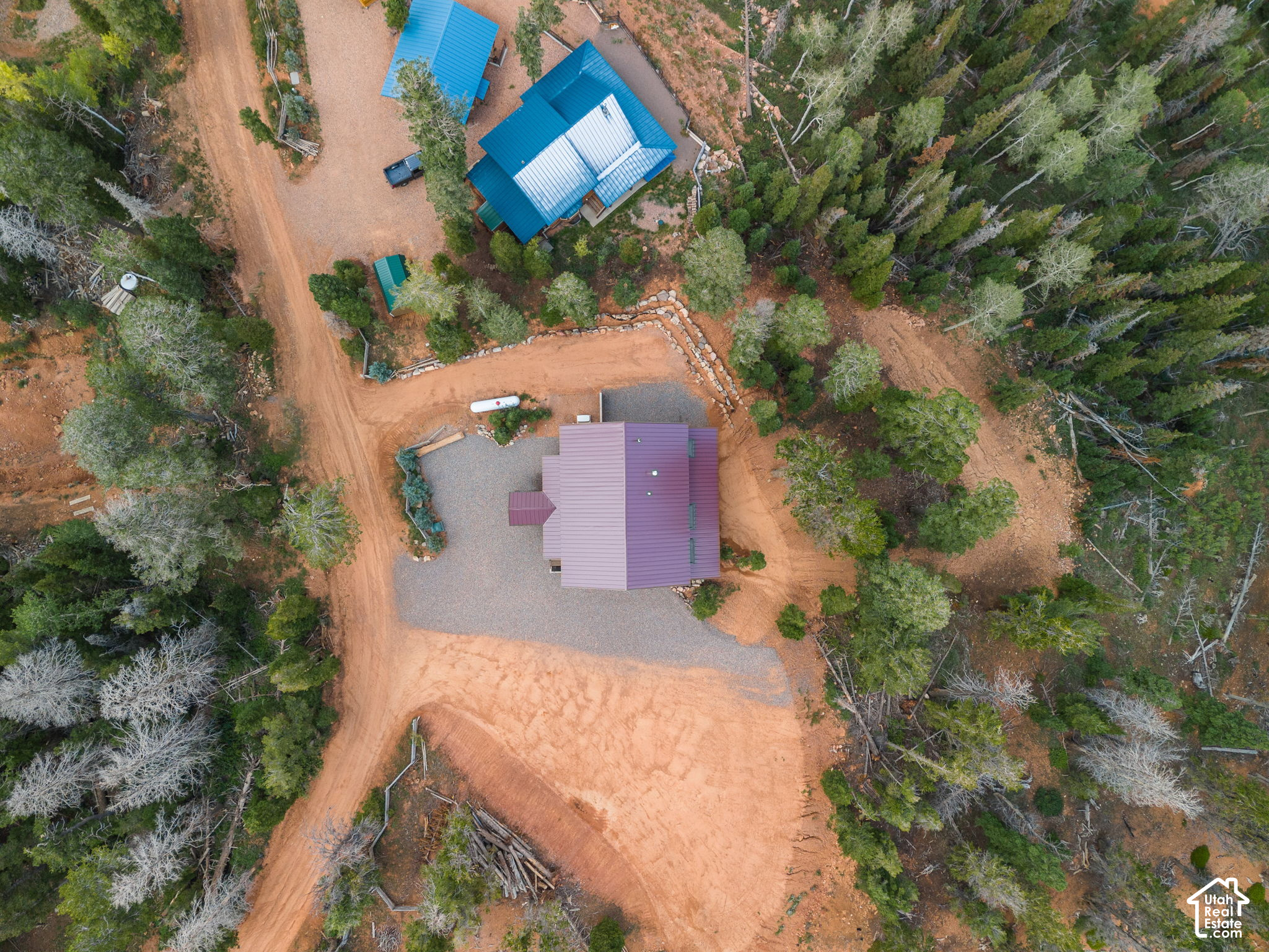 main property photo 41