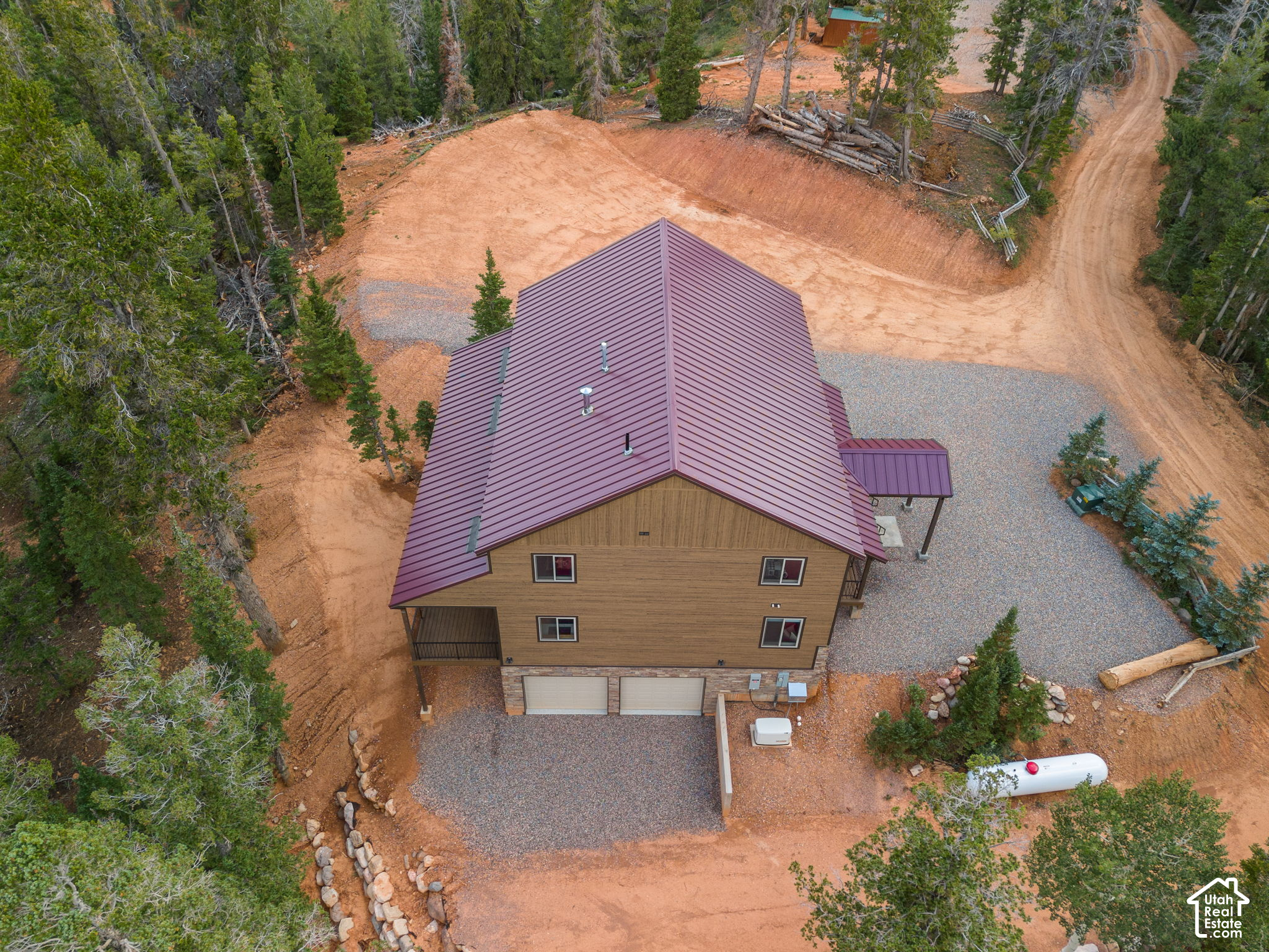 main property photo 48