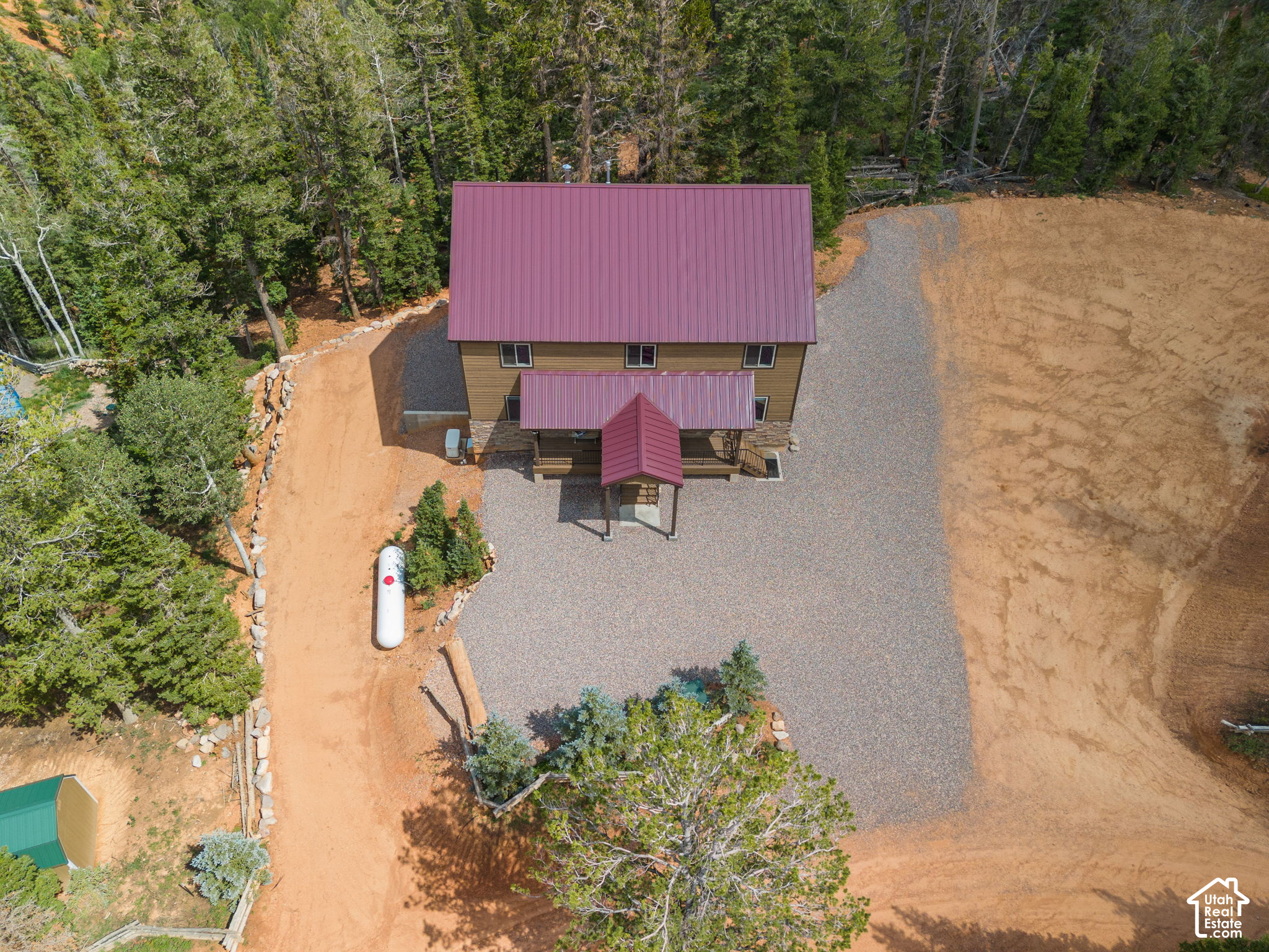 main property photo 51