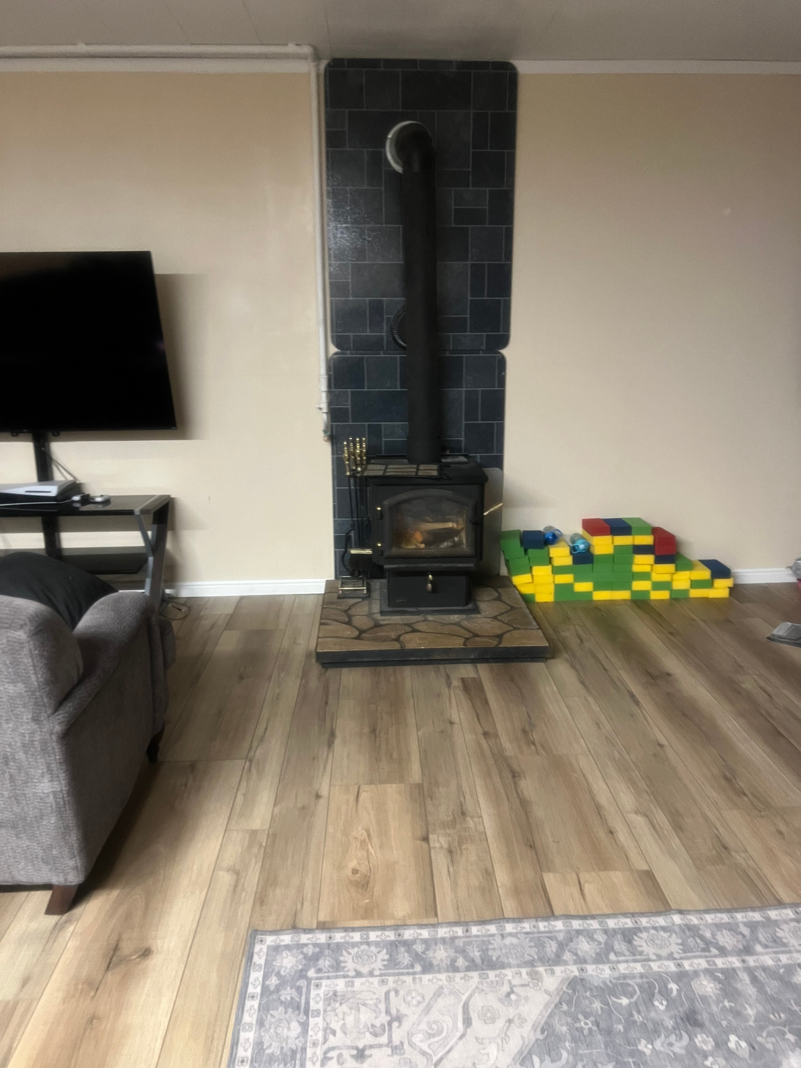 main property photo 9