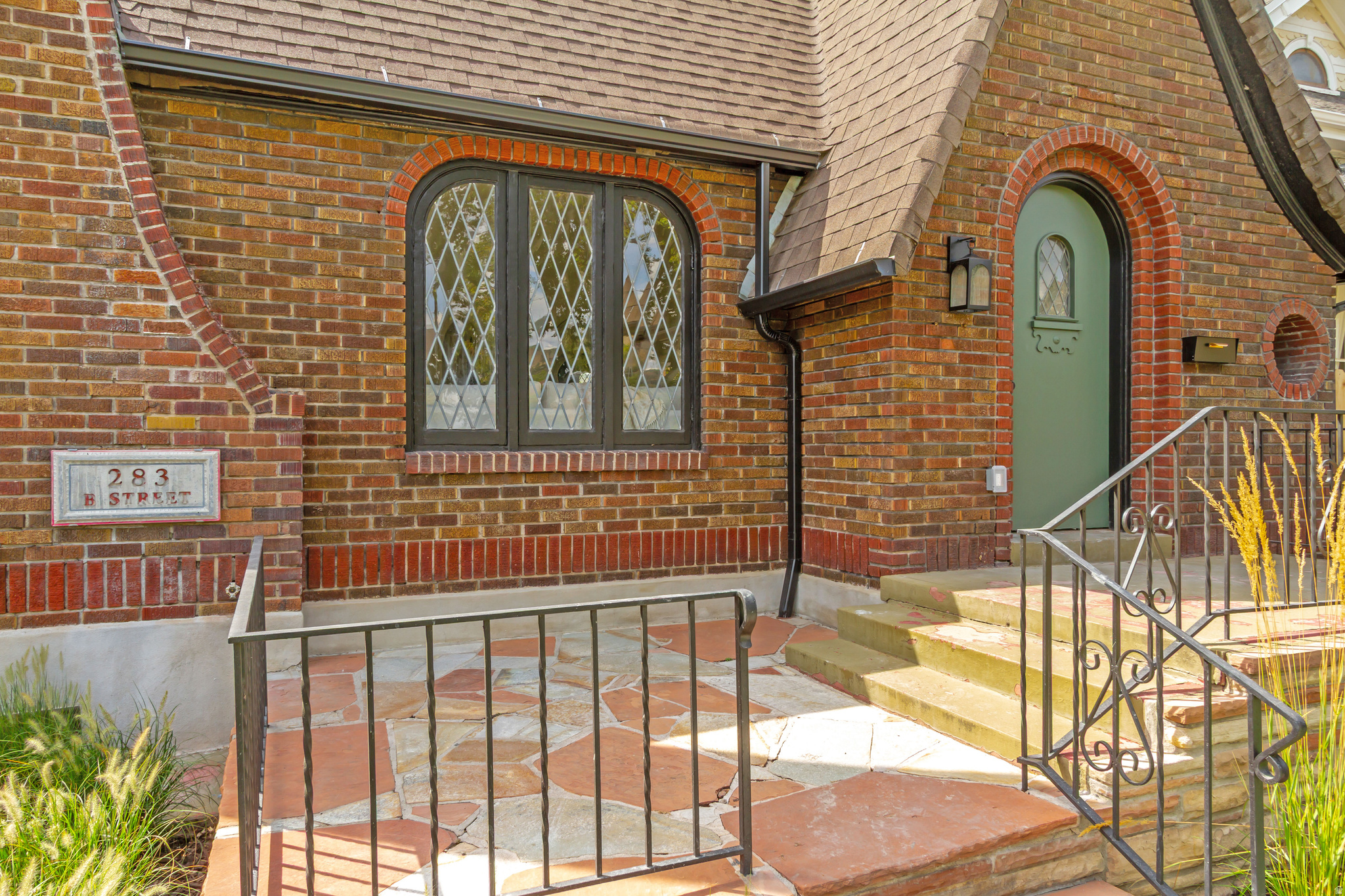 main property photo 3