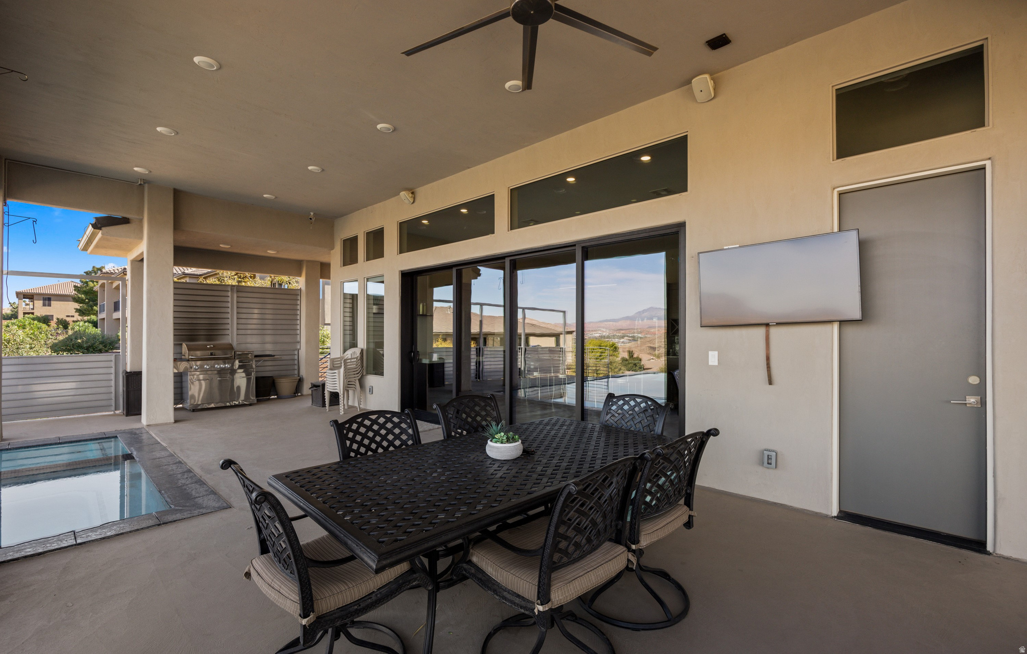 main property photo 66