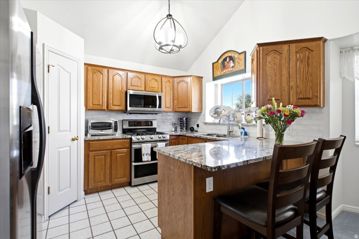 main property photo 9