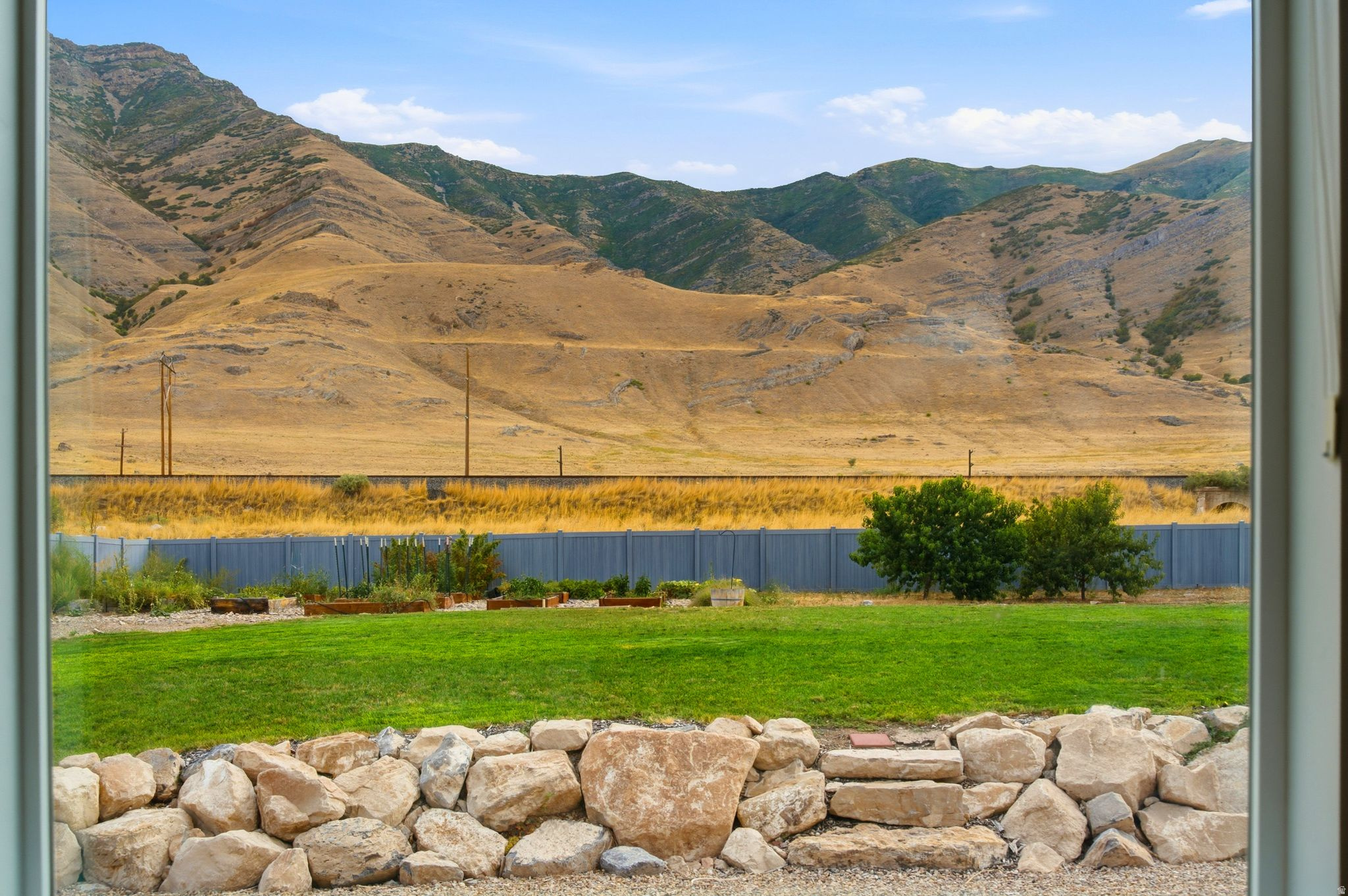 main property photo 80