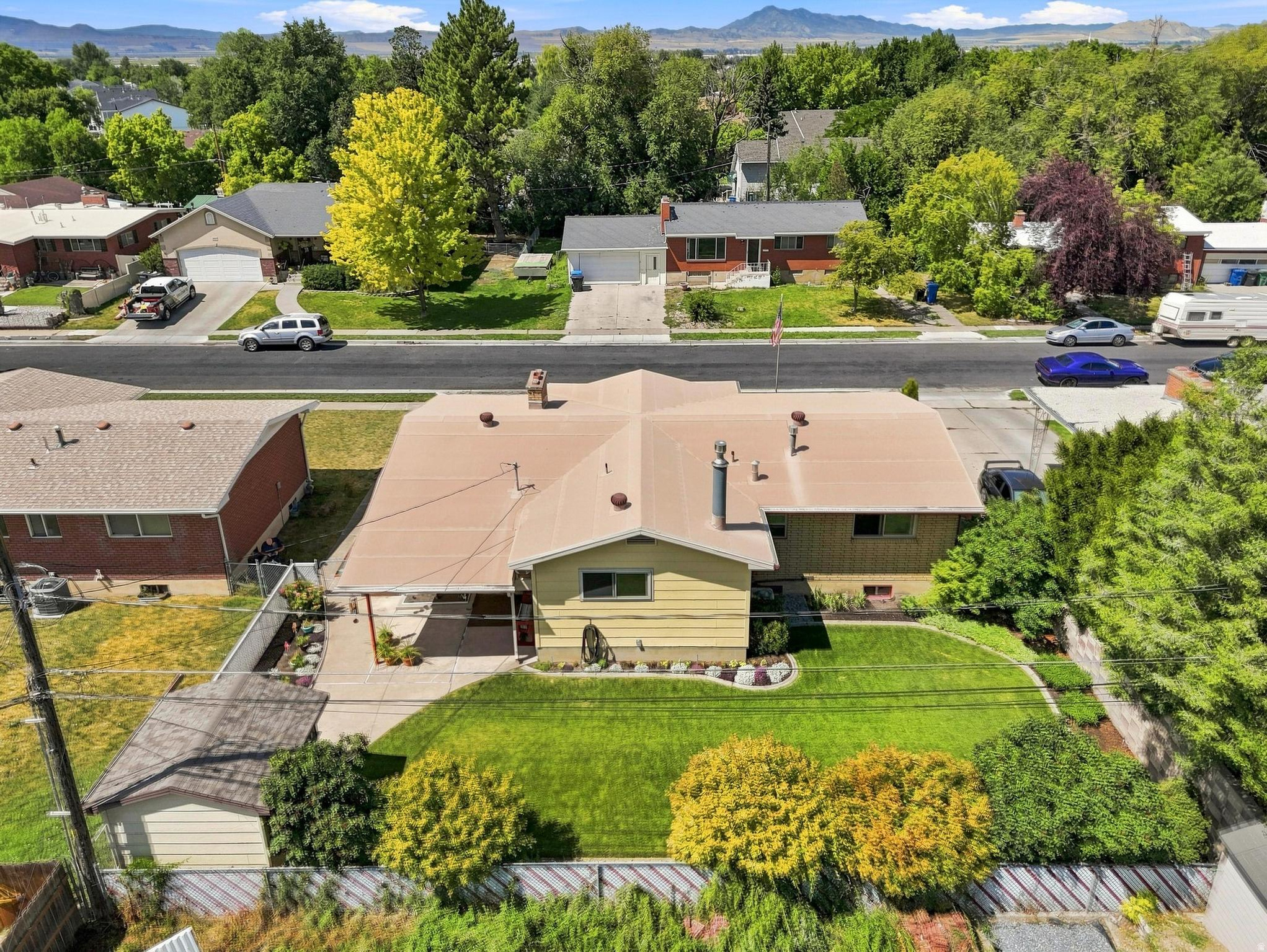 main property photo 37