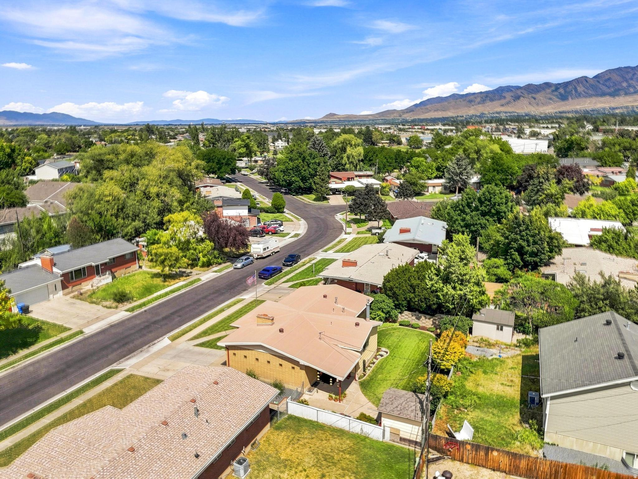 main property photo 45