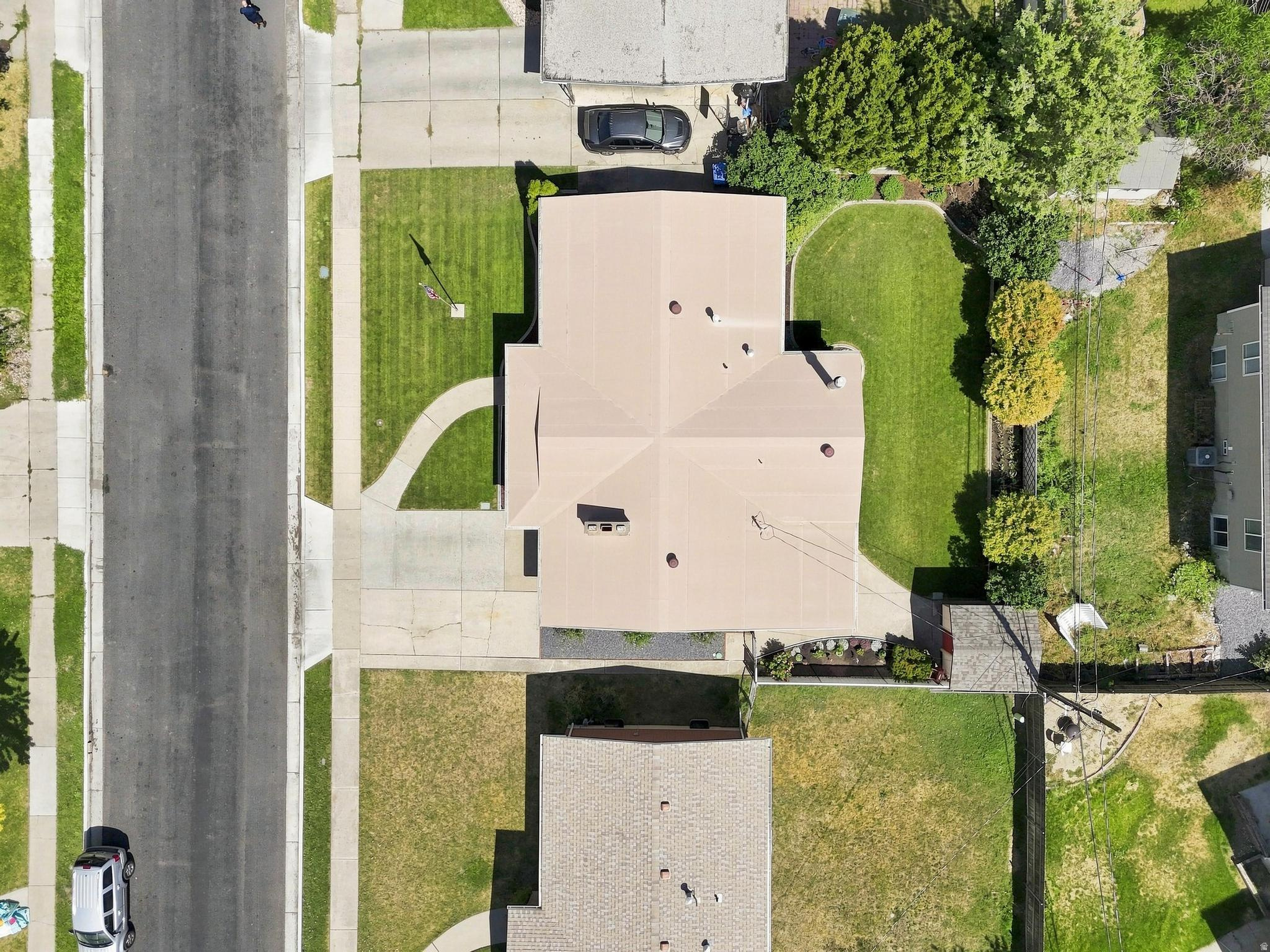 main property photo 48