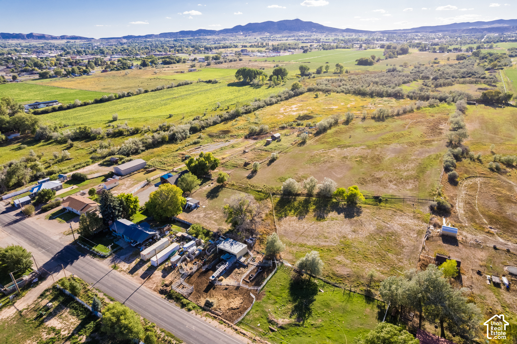 main property photo 19