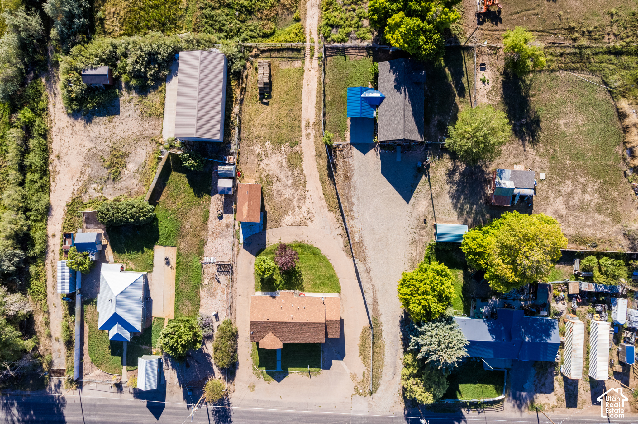 main property photo 24