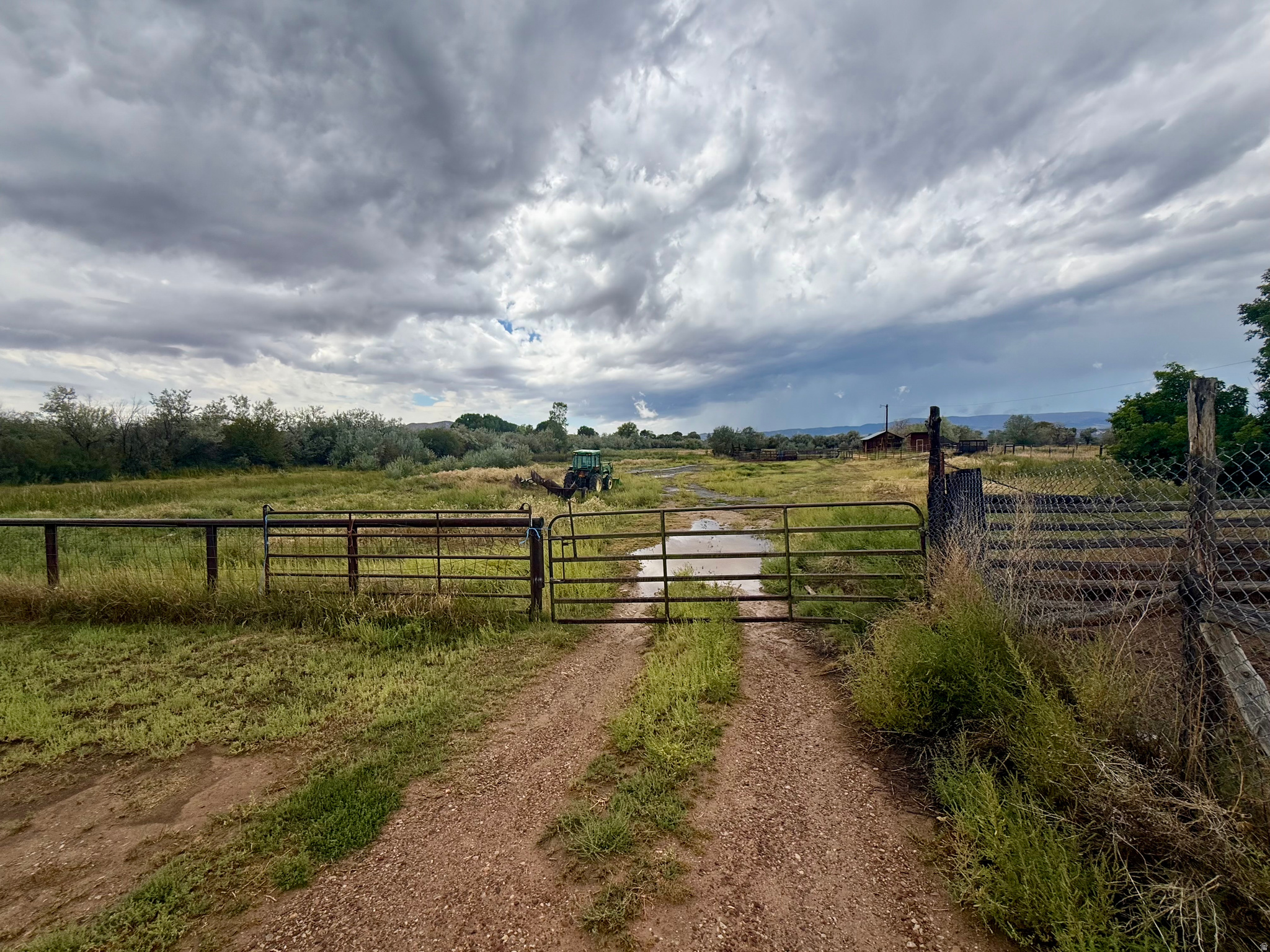 main property photo 6