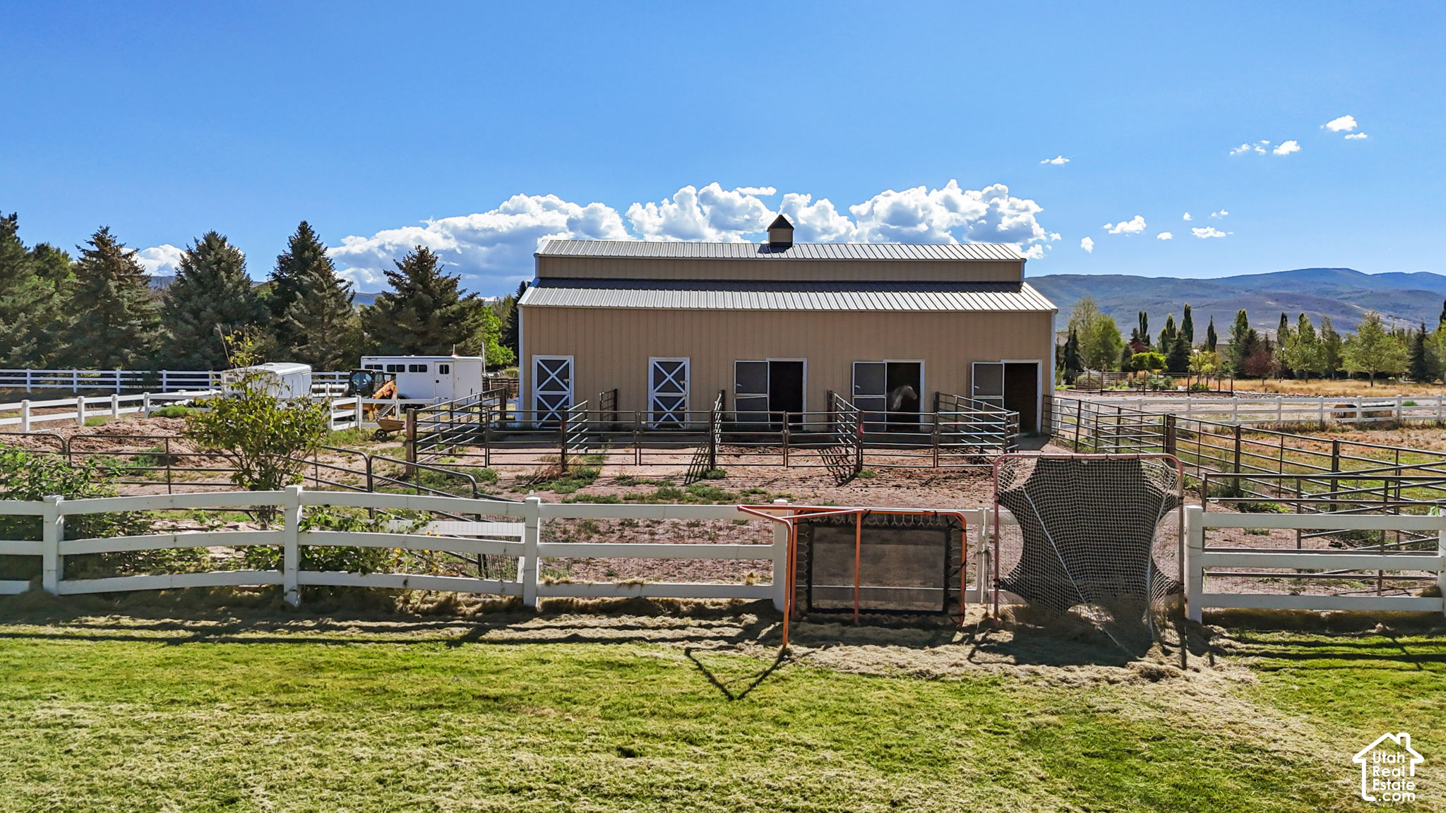 main property photo 77
