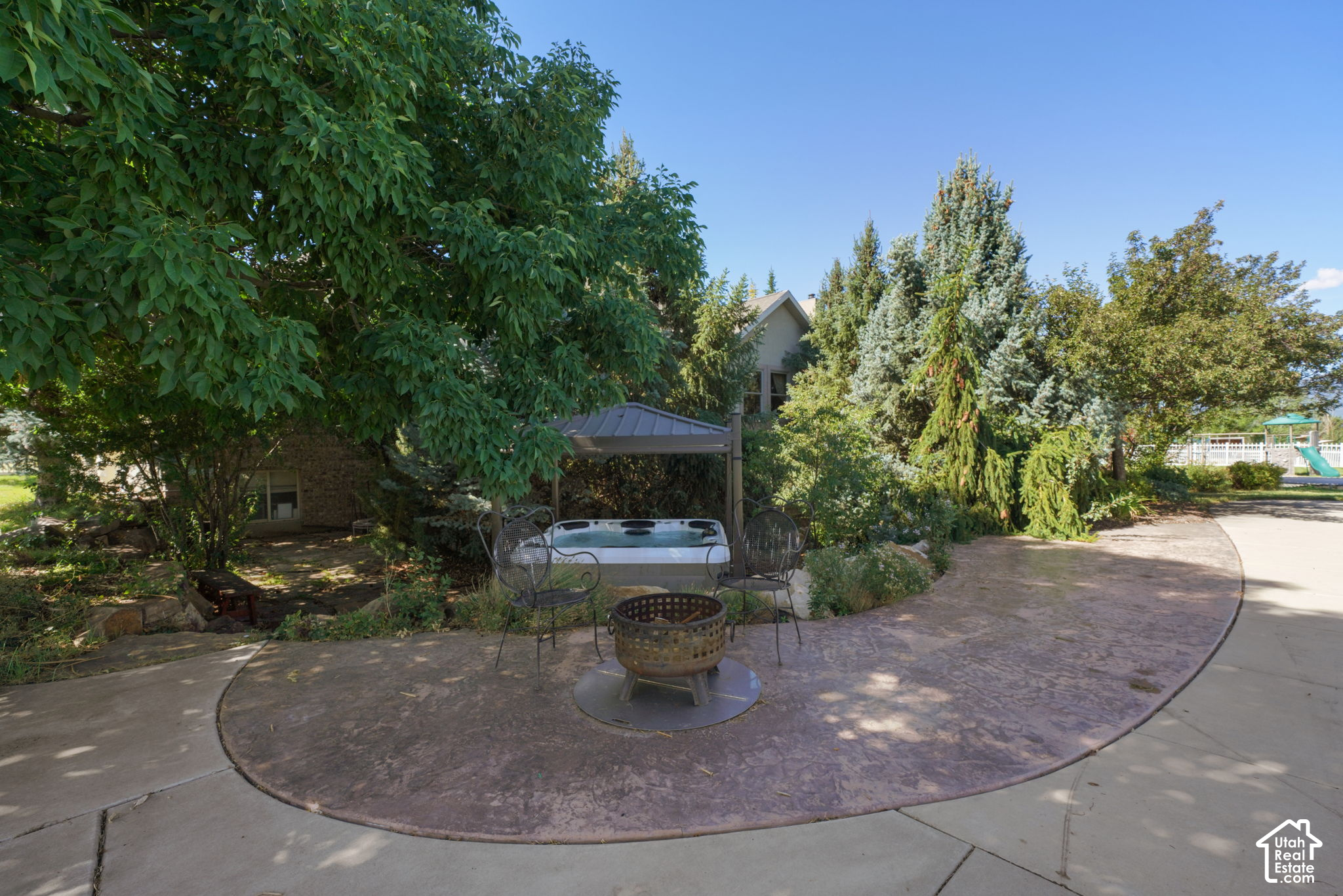 main property photo 85