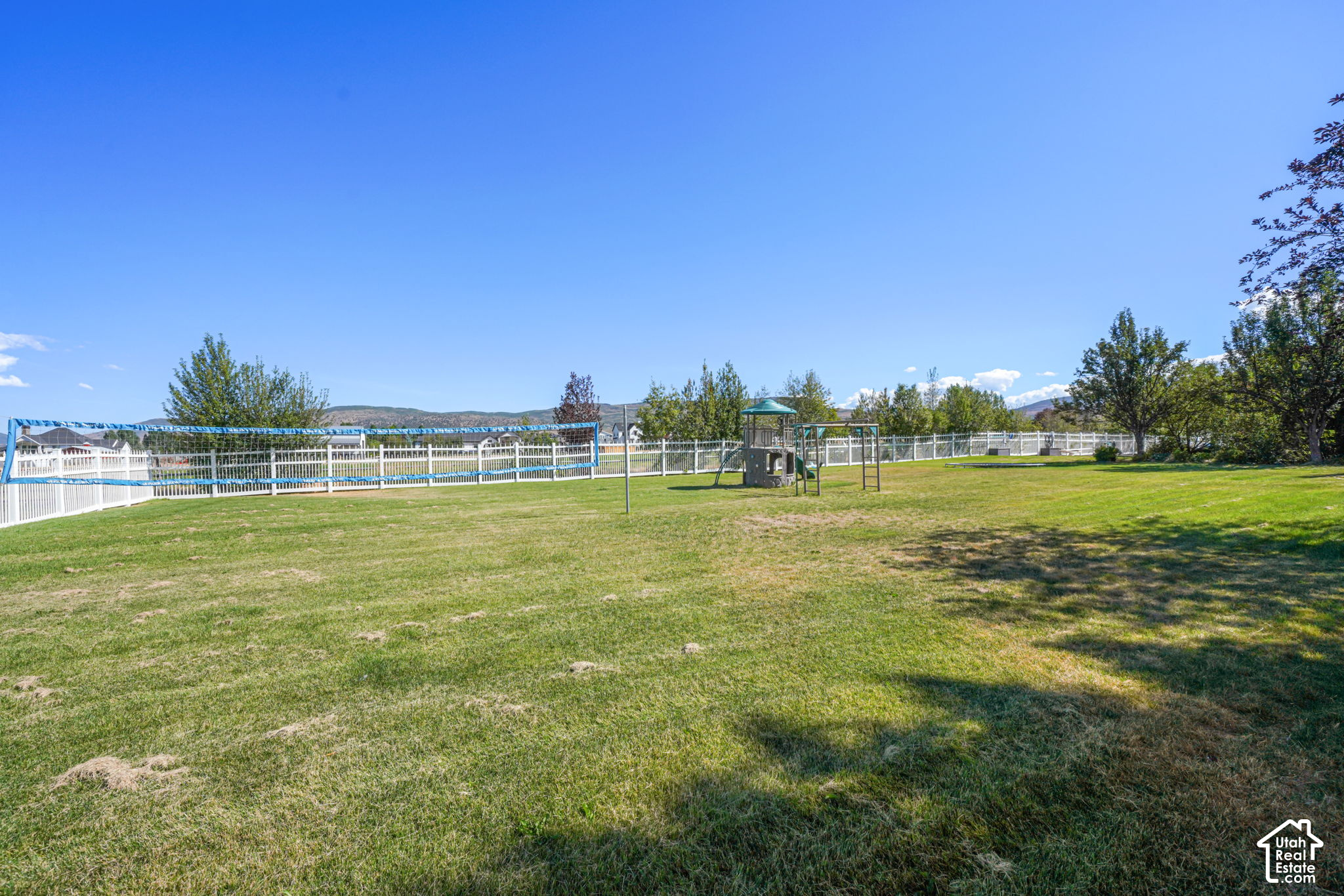 main property photo 89