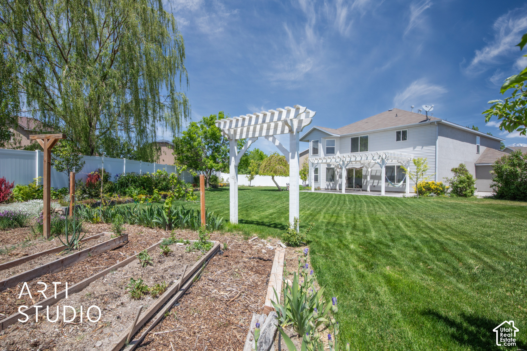 main property photo 4