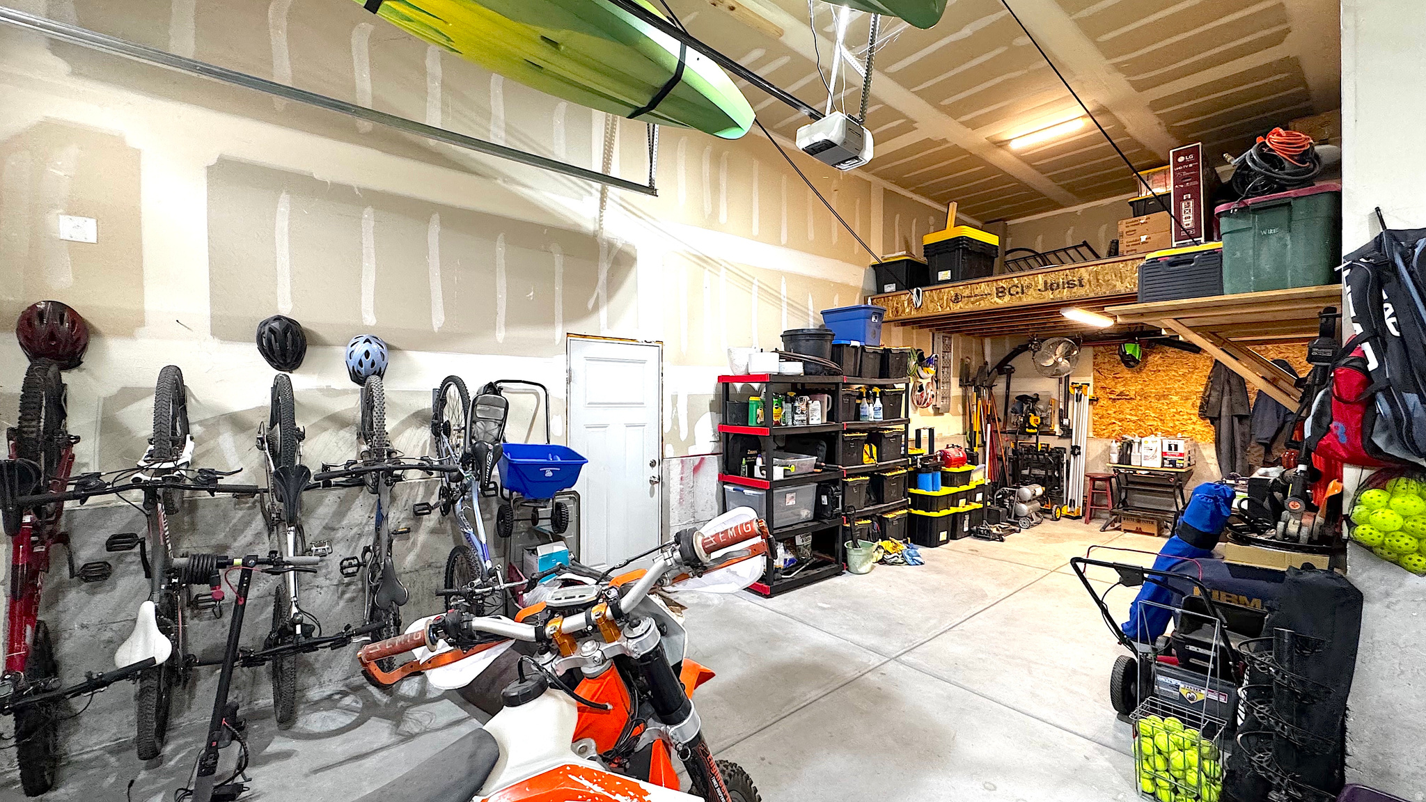 main property photo 38