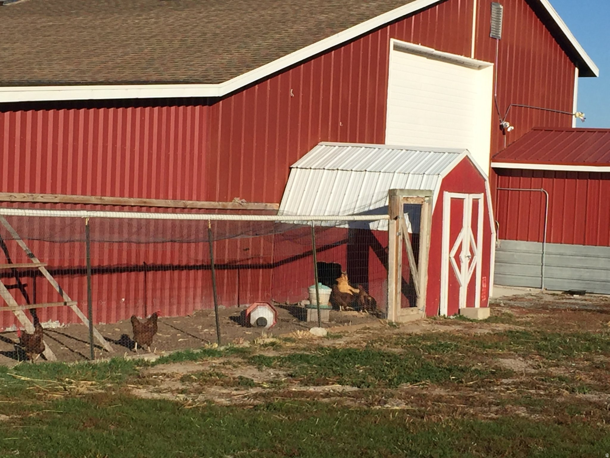 main property photo 36