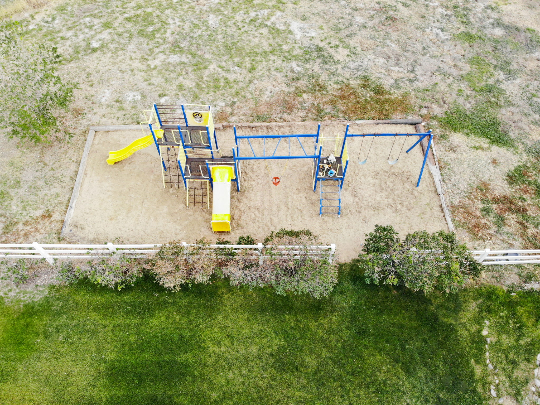 main property photo 41