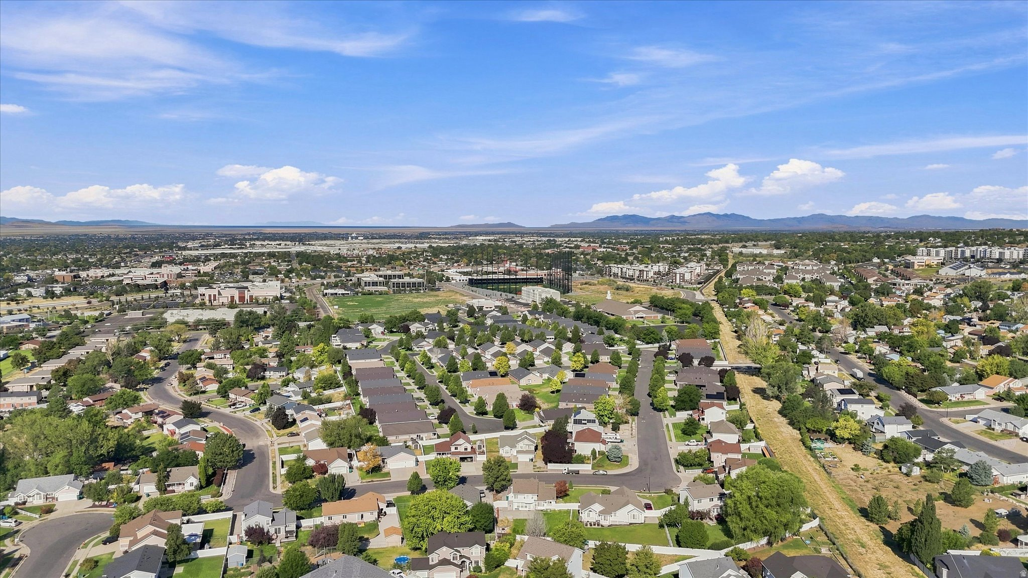 main property photo 64