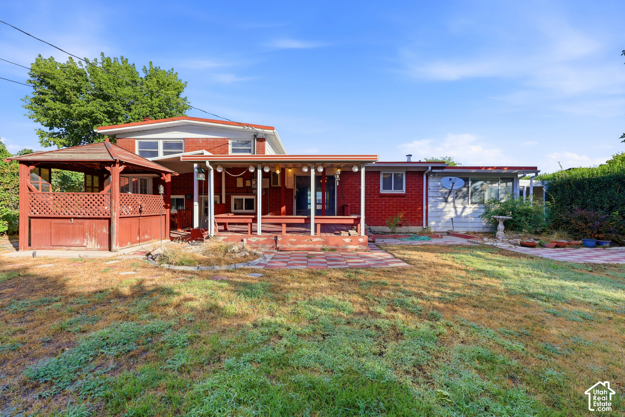main property photo 31