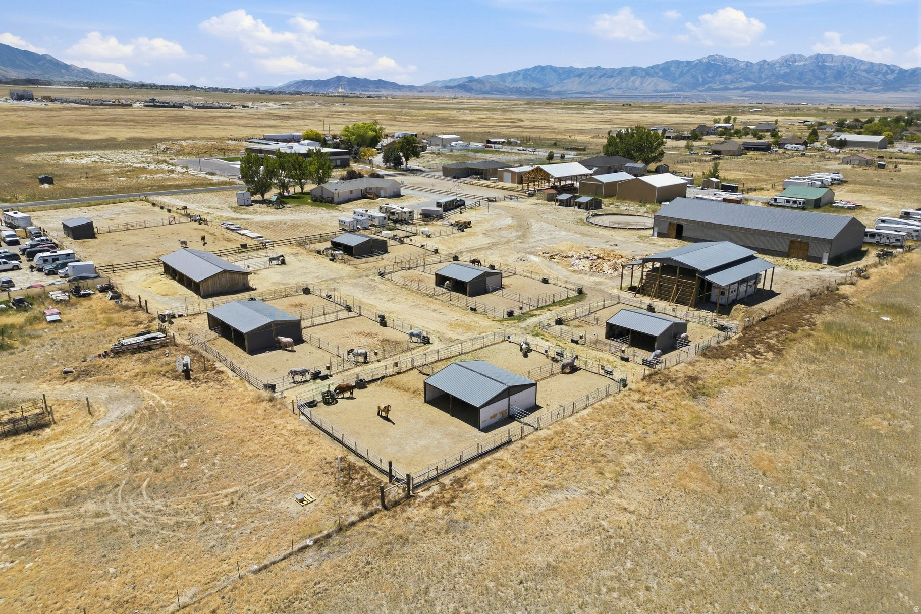 main property photo 41