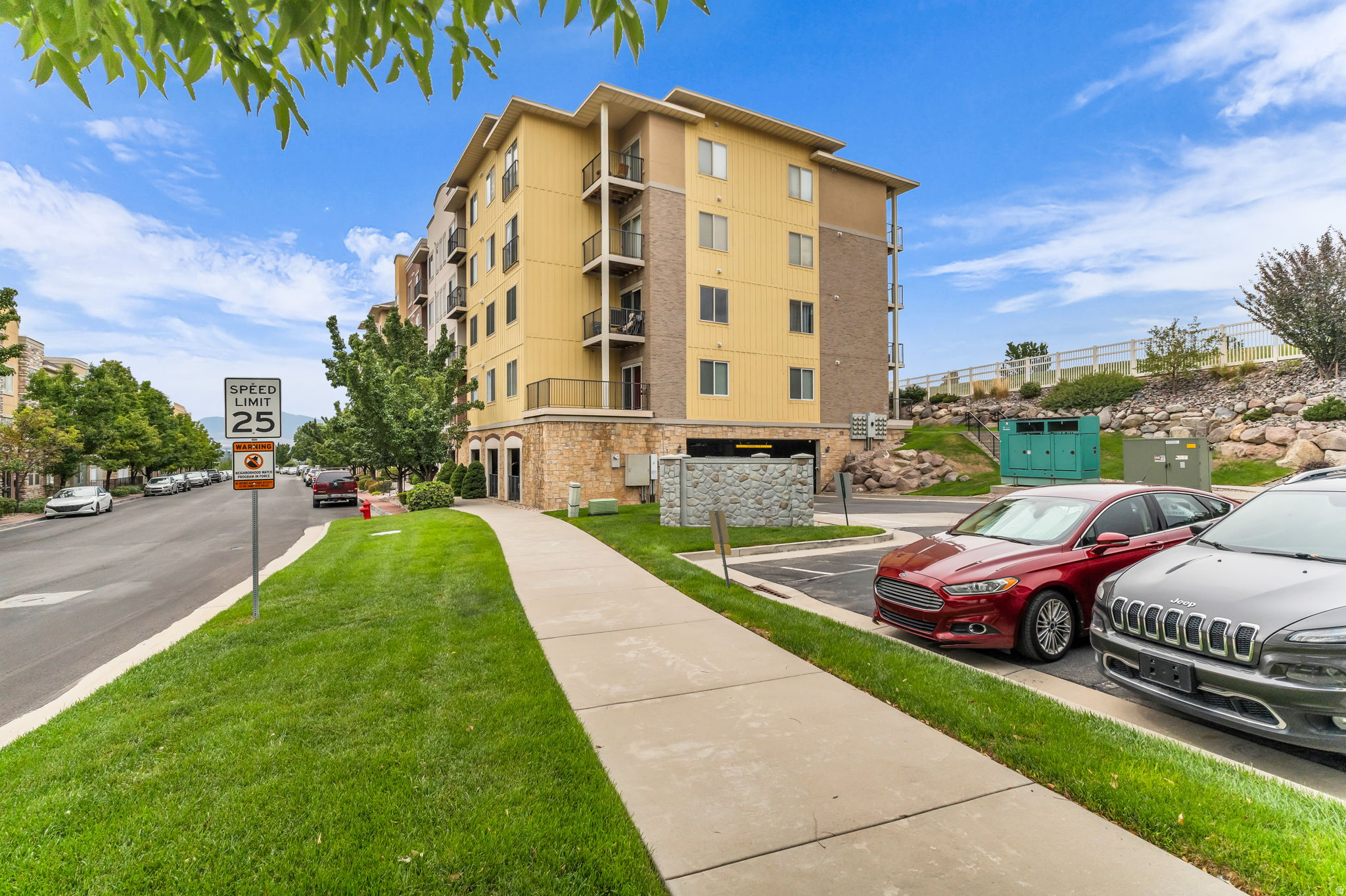main property photo 39