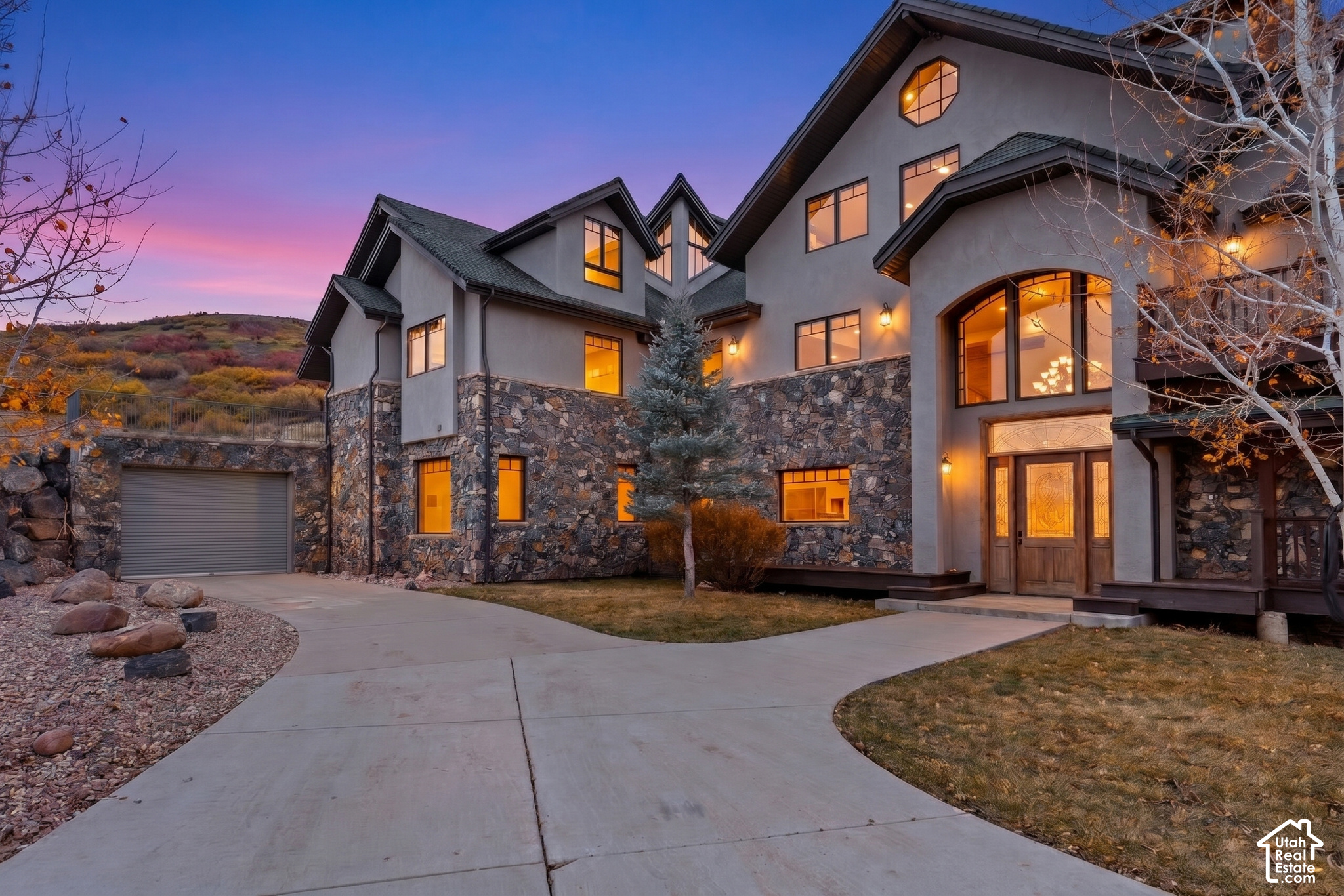 main property photo 6