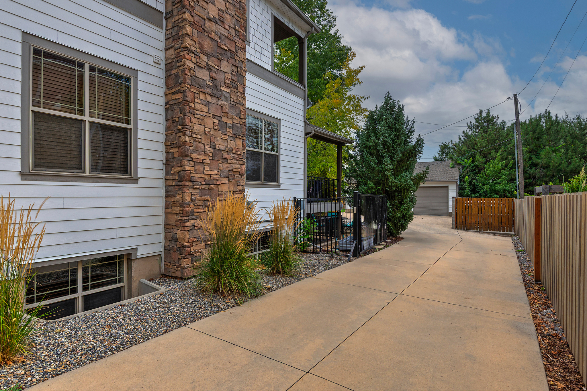 main property photo 58