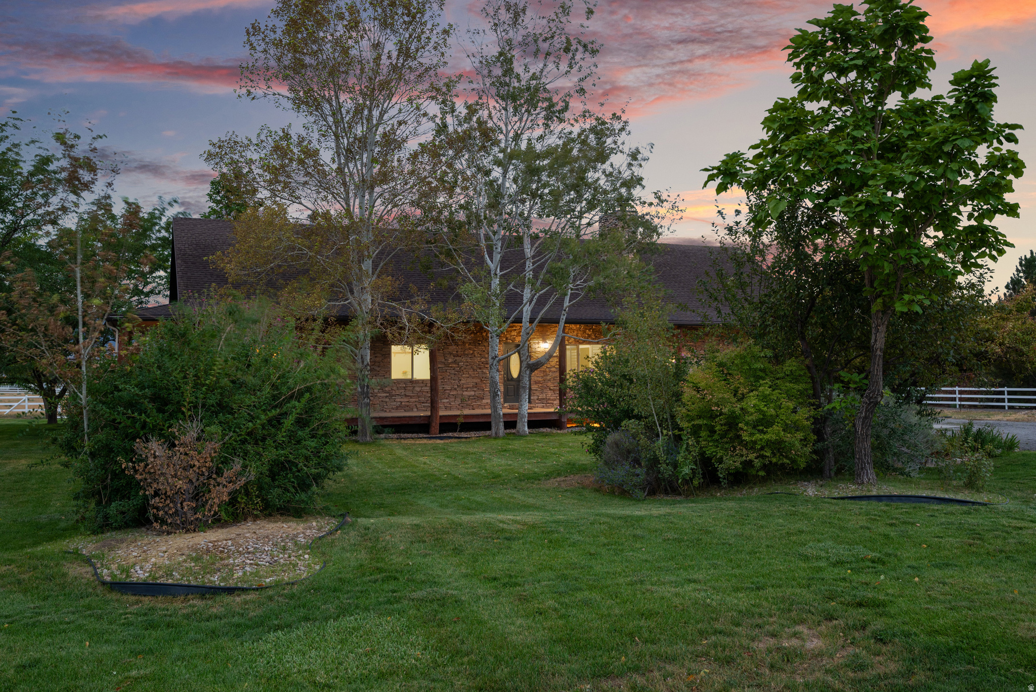 main property photo 22