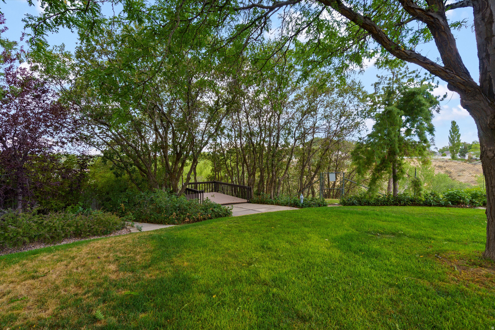 main property photo 47