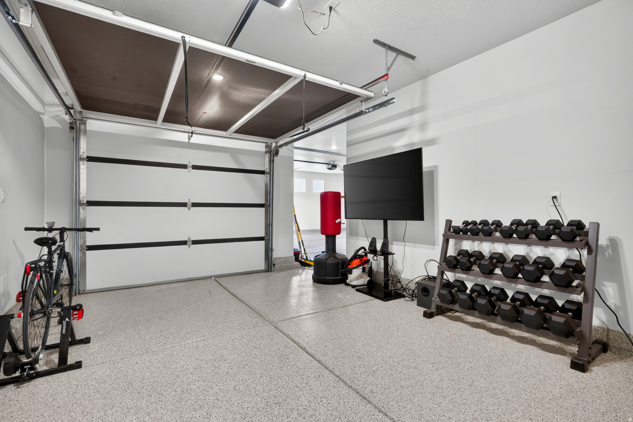main property photo 59