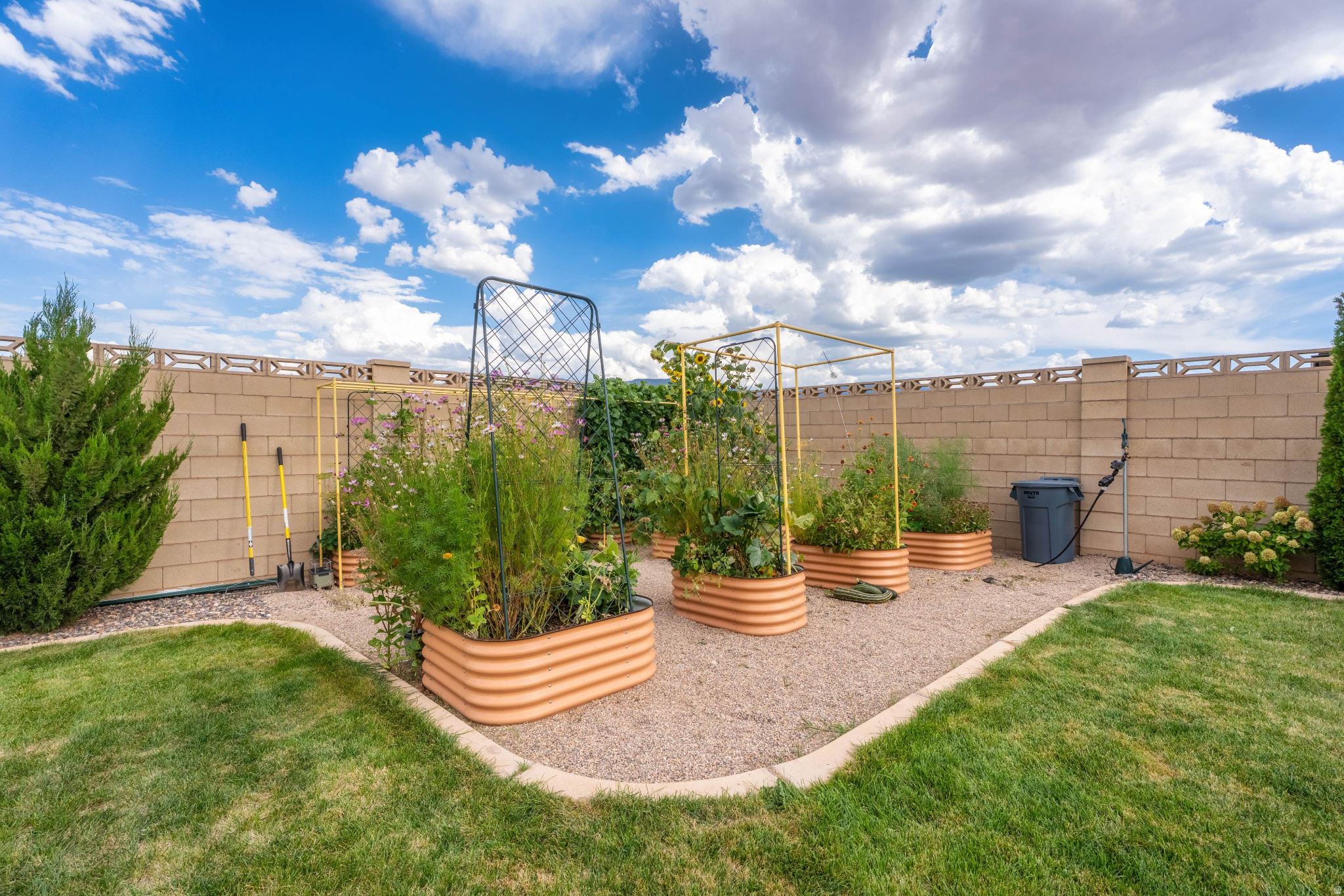 main property photo 62