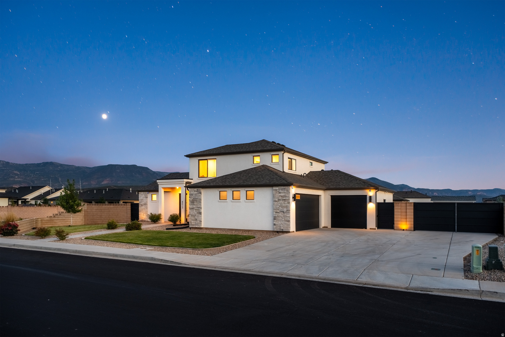 main property photo 78