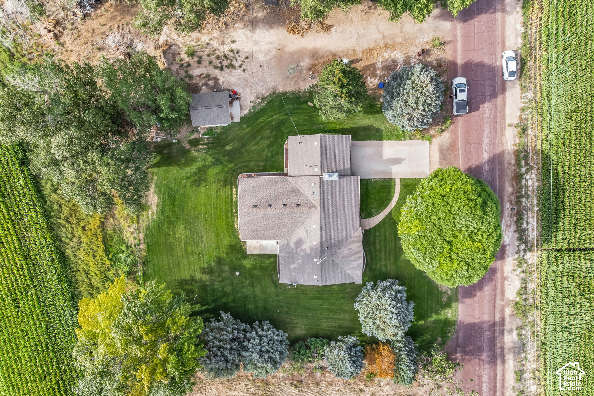 main property photo 44