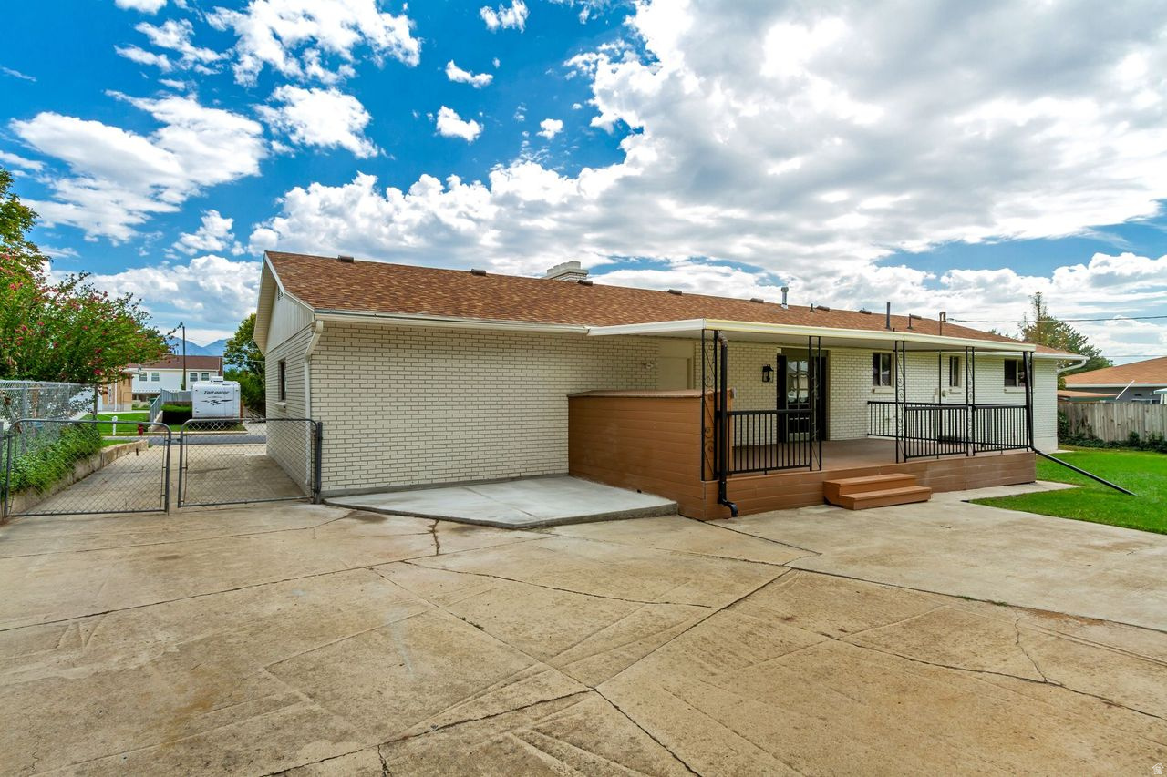 main property photo 54