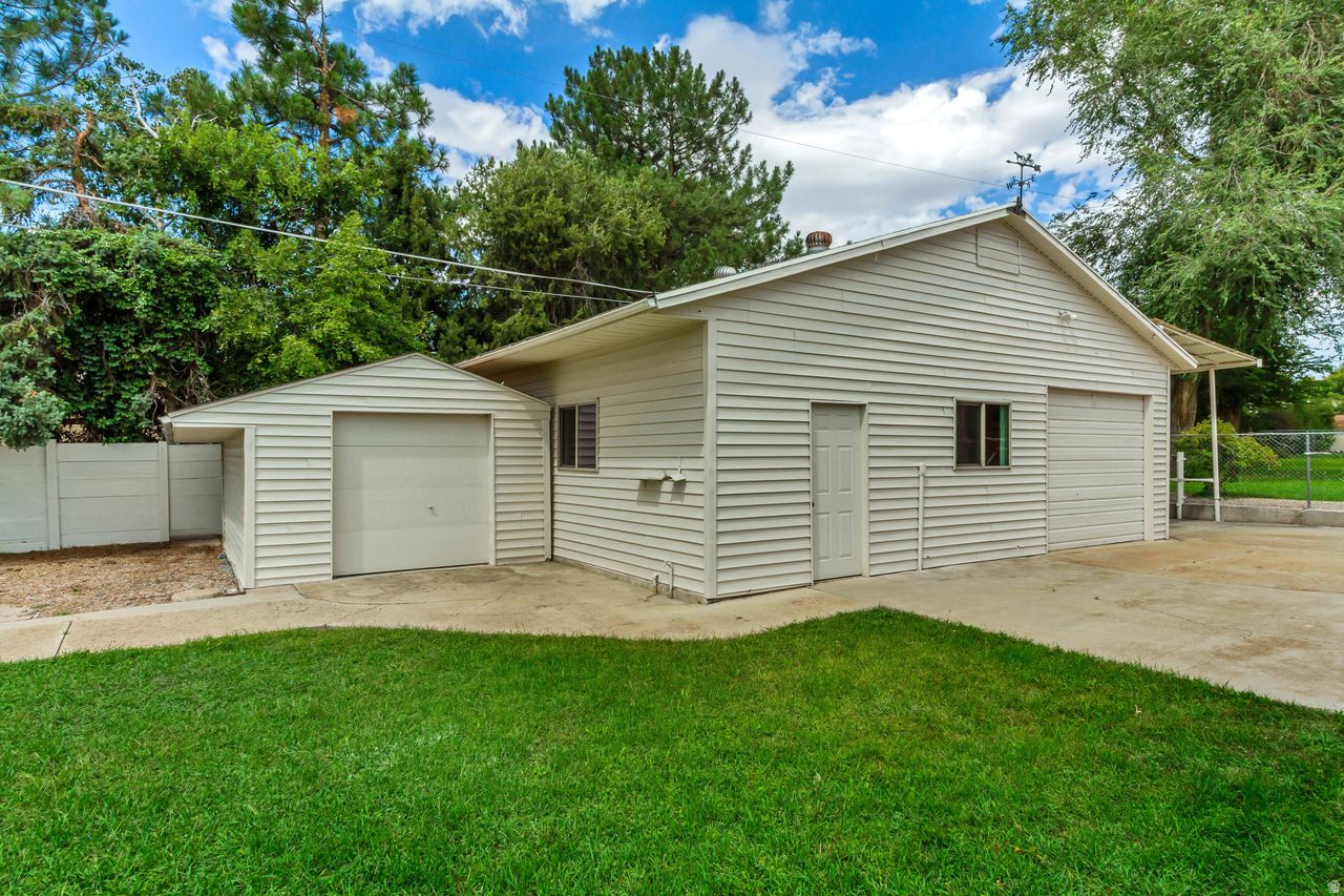 main property photo 63