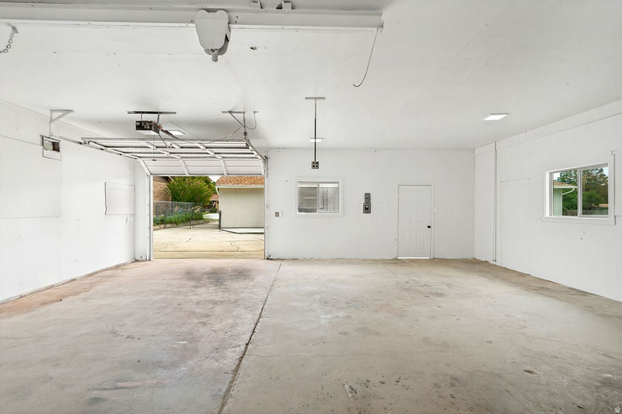 main property photo 66
