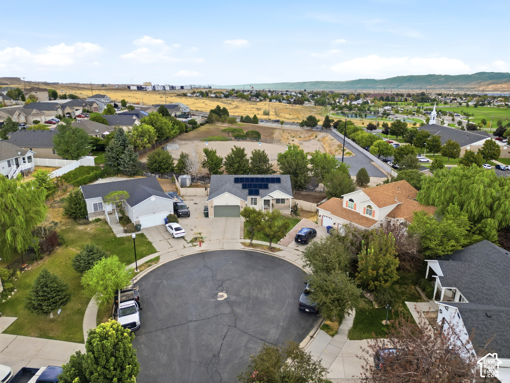 main property photo 29