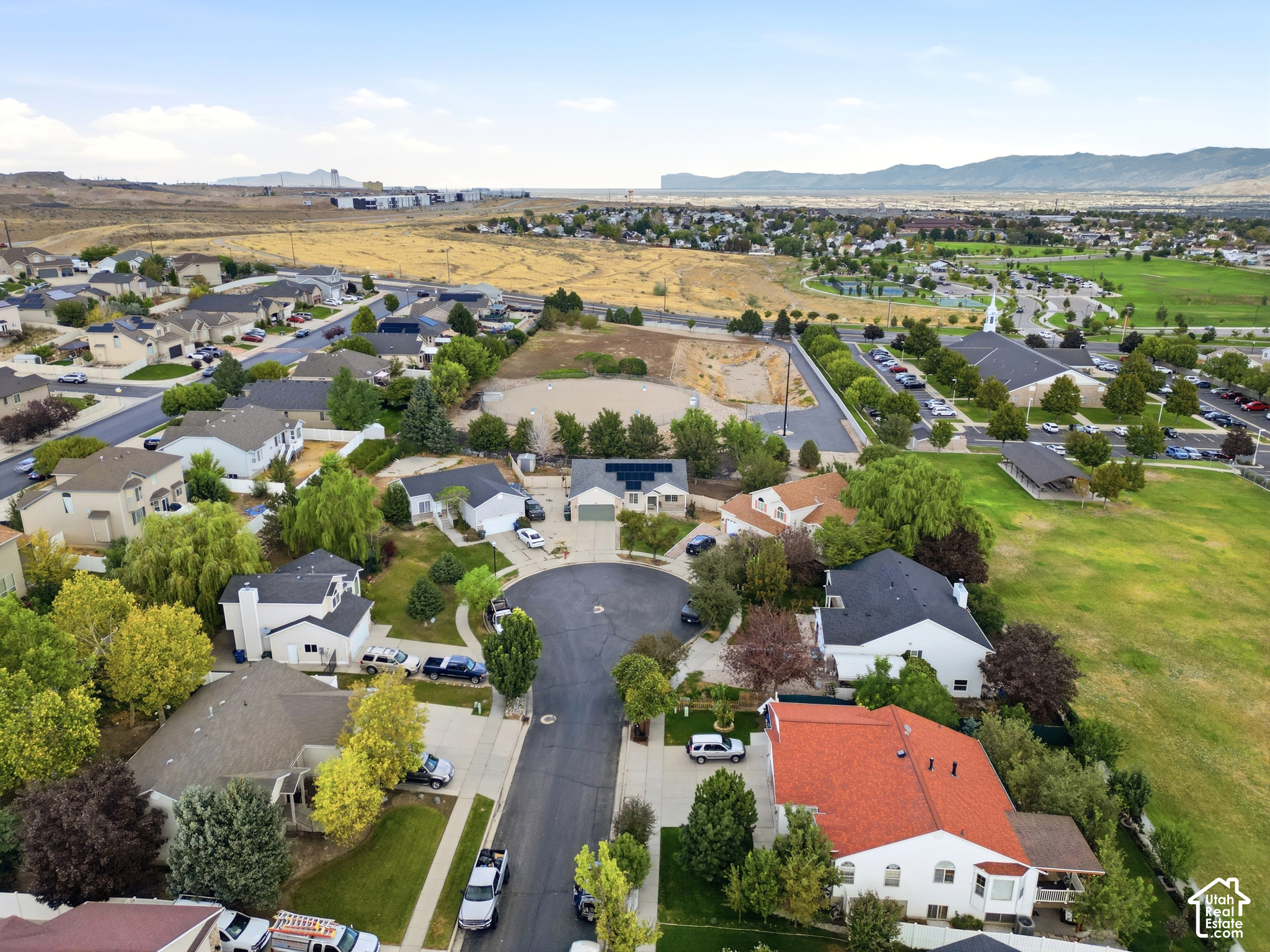 main property photo 30