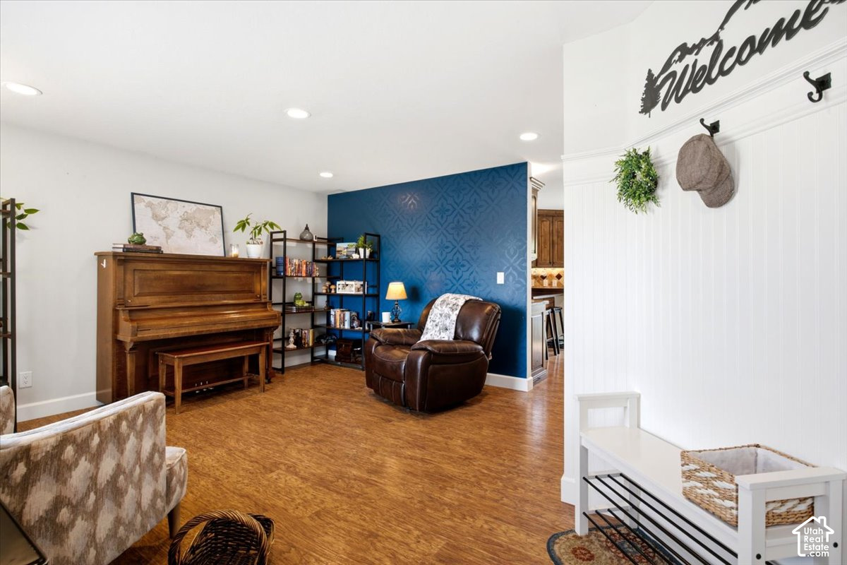 main property photo 5