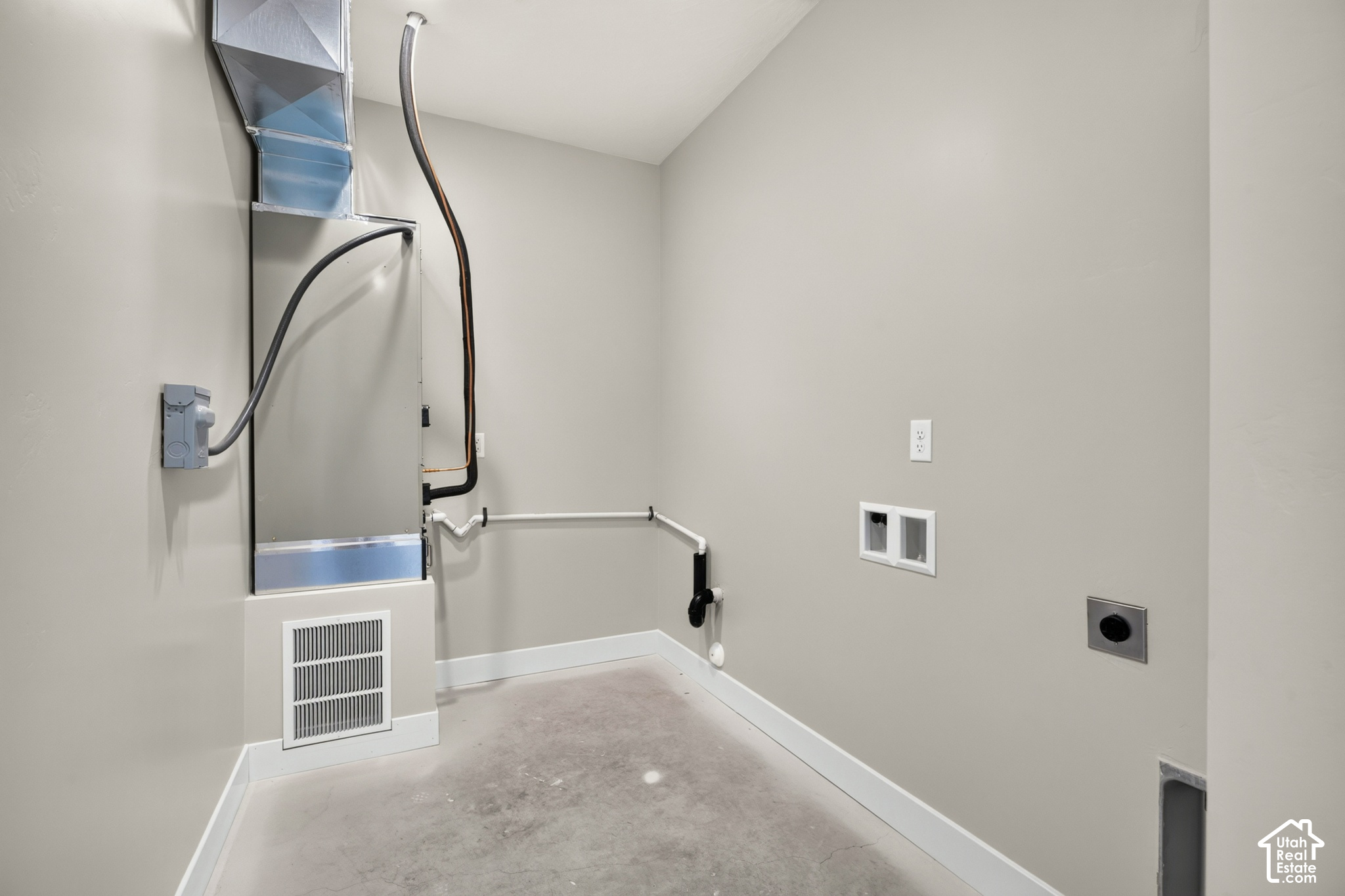 main property photo 51