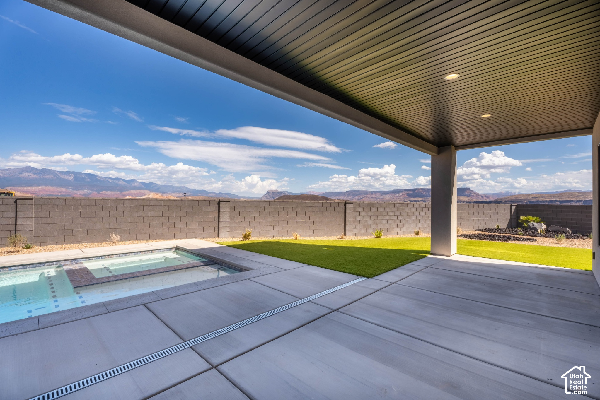 main property photo 61