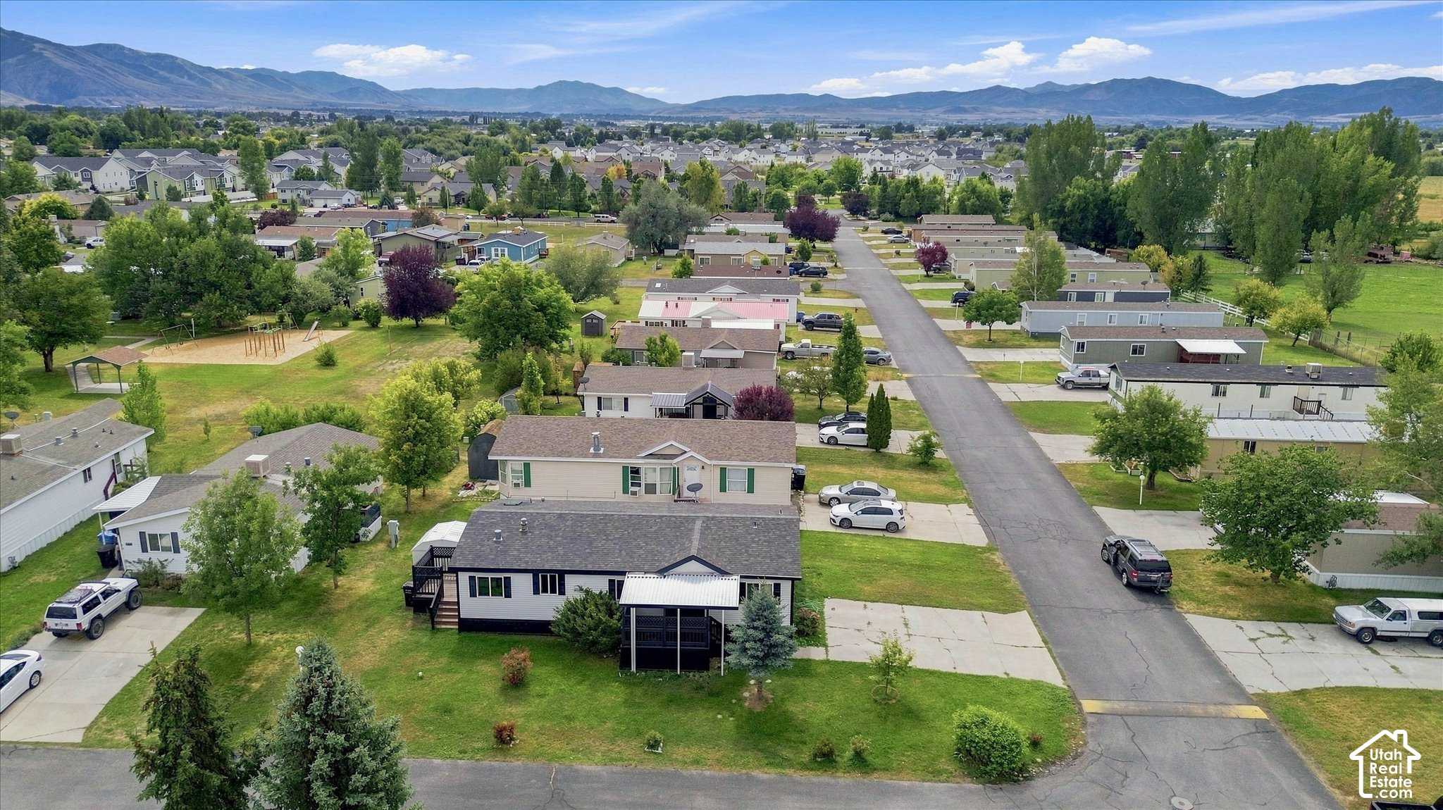 main property photo 35