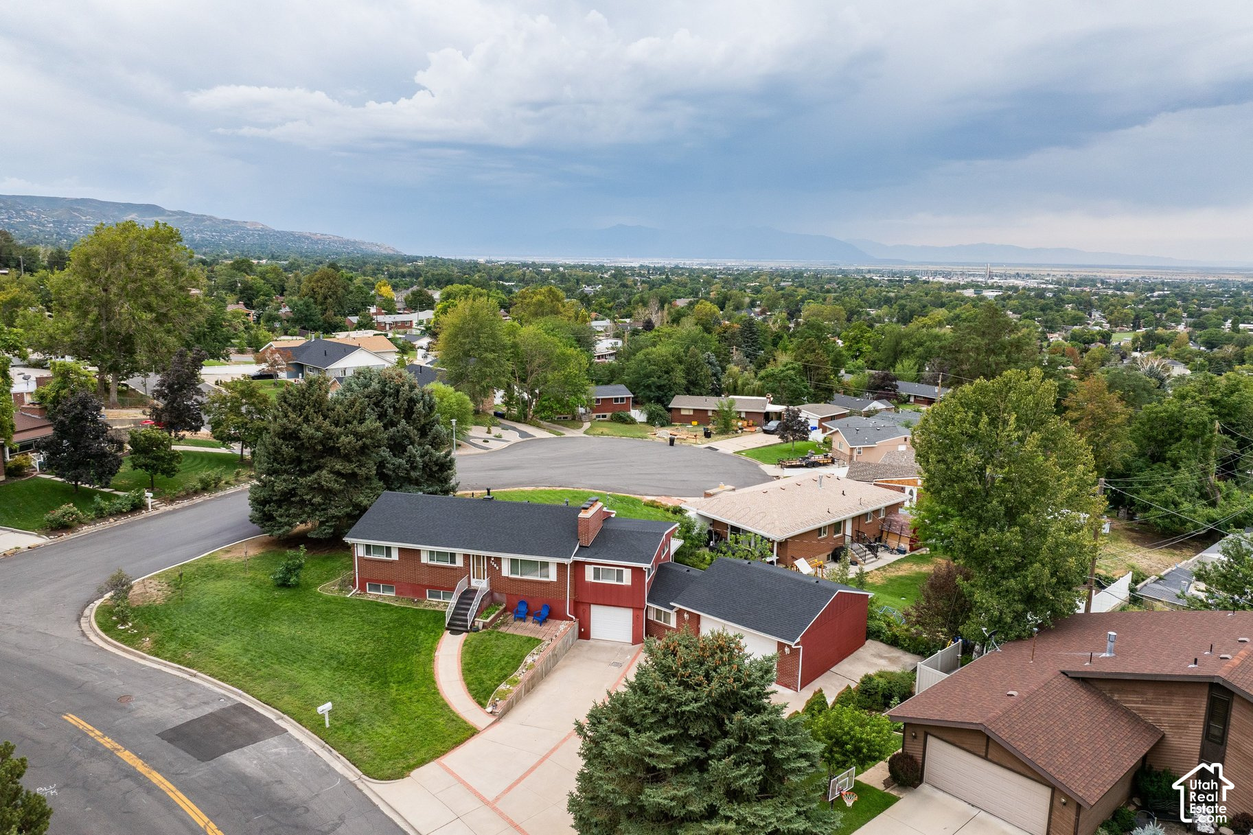 main property photo 24