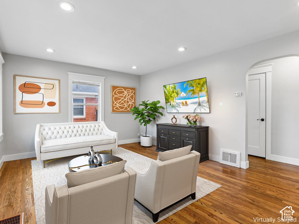 main property photo 5