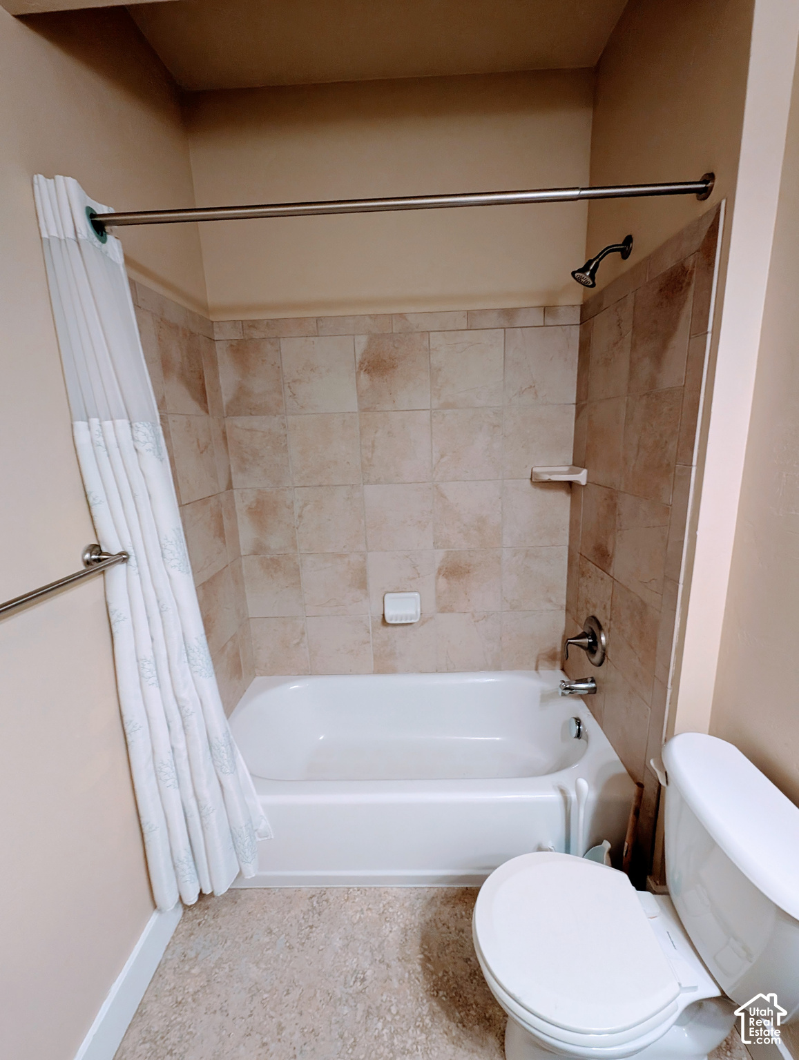 property viewer photo 19