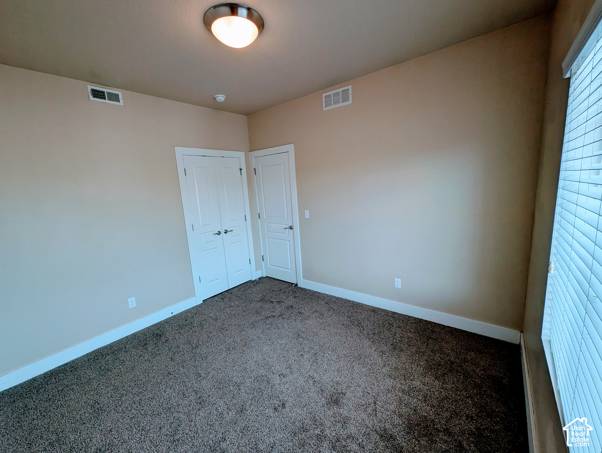 property viewer photo 34